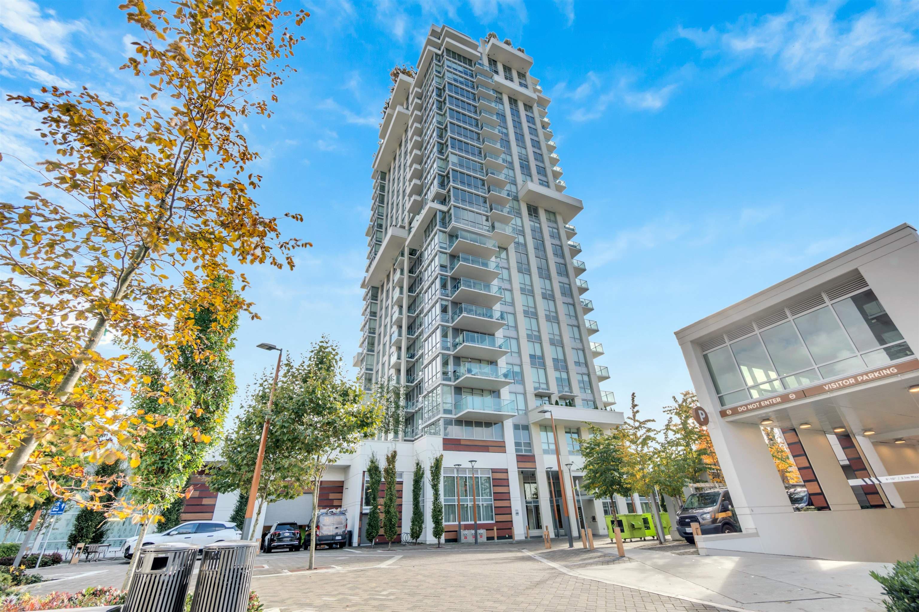 1702 - 1632 Lions Gate Lane, North Vancouver, V7P 0E2 — photo 2