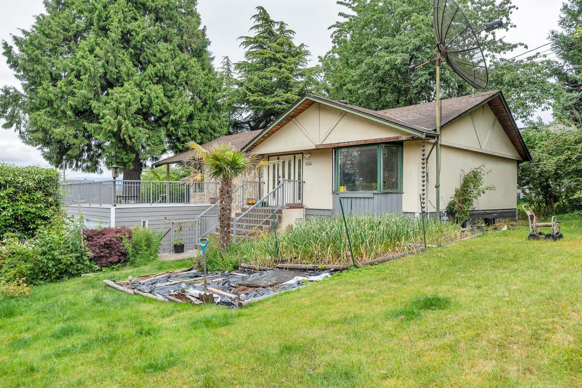 9912 116th Street, Surrey, V3V 4A4 — photo 2