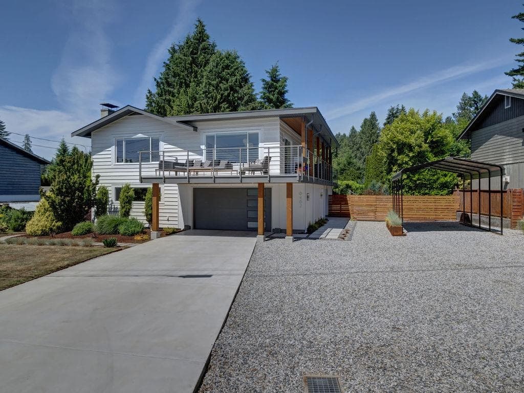6462 Samron Road, Sechelt