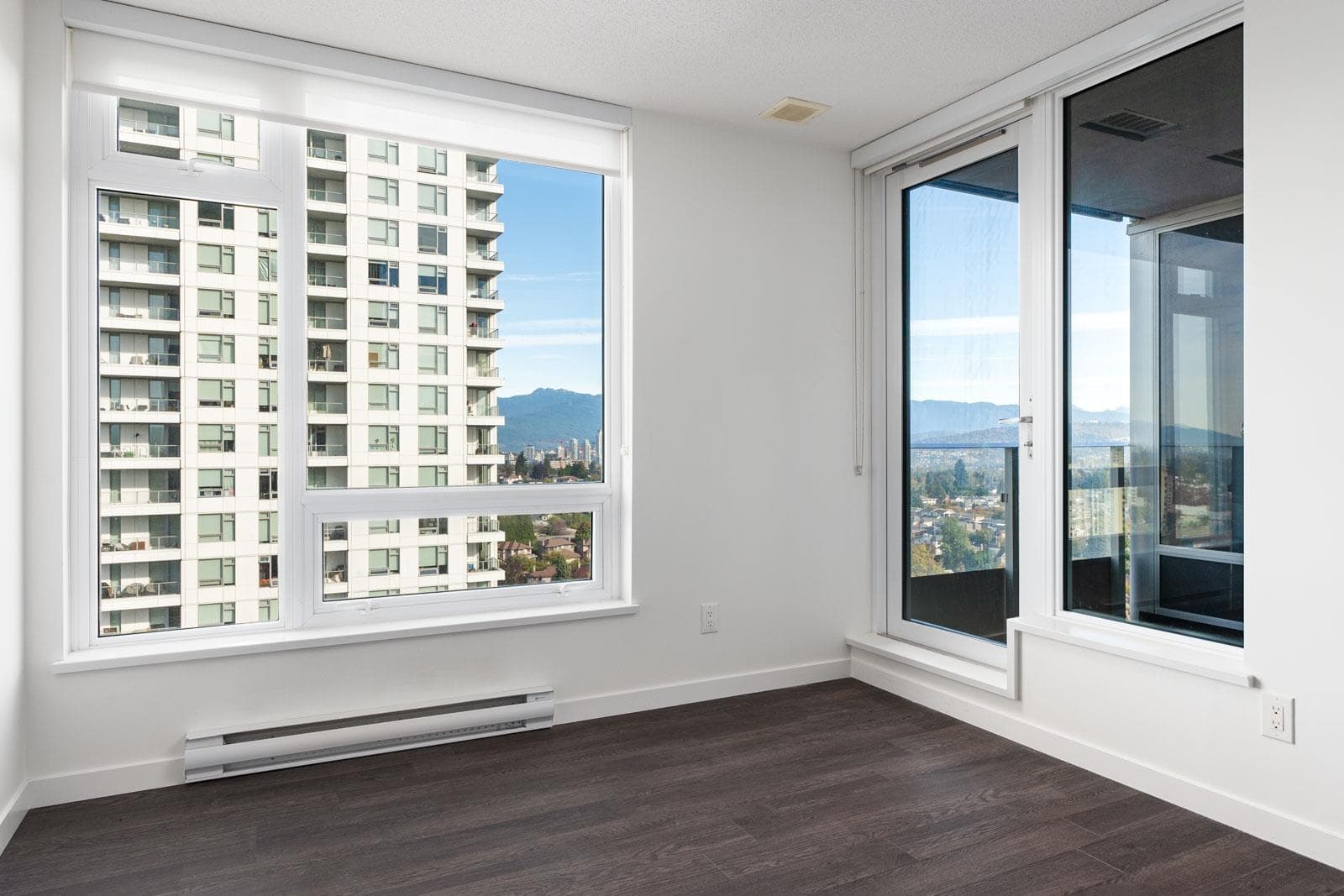 2103 - 5665 Boundary Road, Vancouver, V5R 0E4 — photo 5