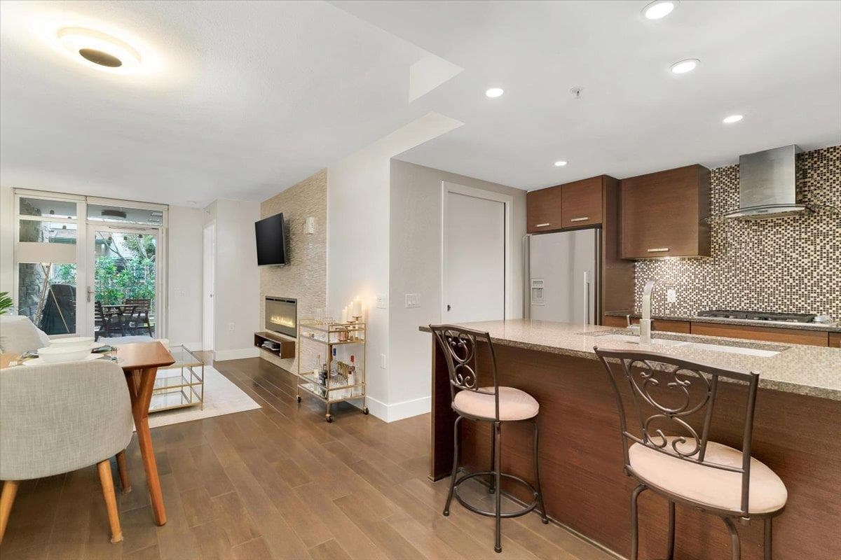 103 - 210 W 13th Street, North Vancouver