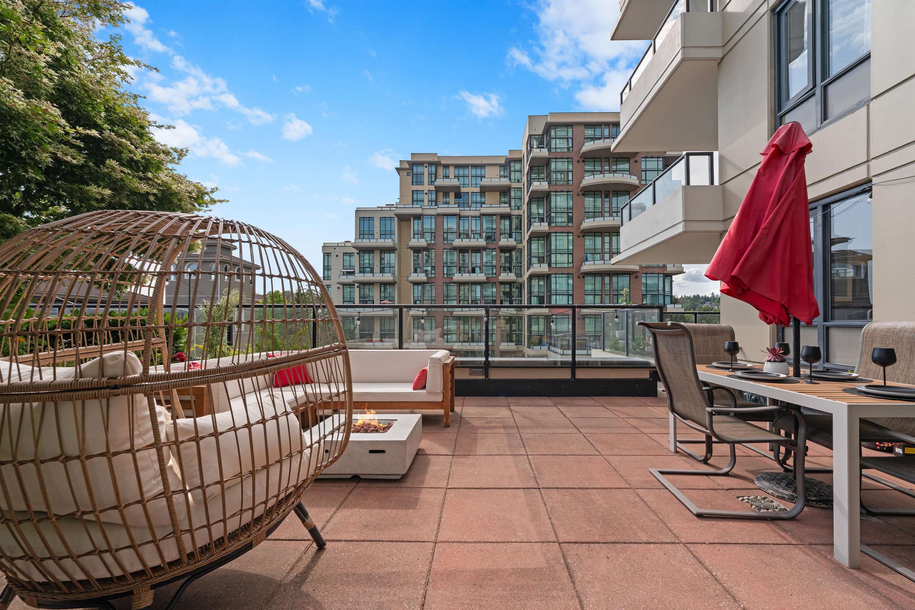 405 - 1 Renaissance Square, New Westminster, V3M 0B6 — photo 5