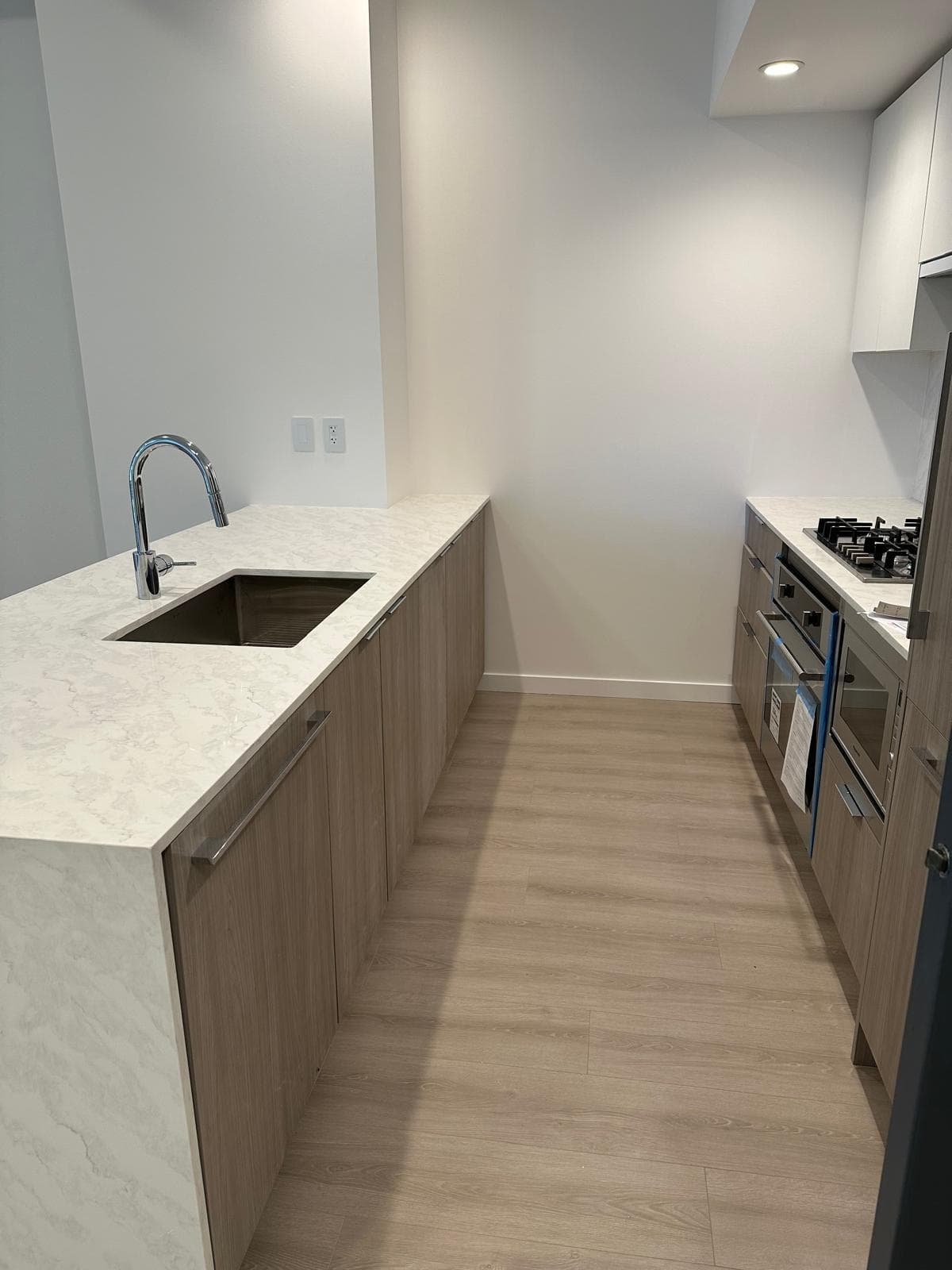 101 - 10333 133 Street, Surrey, V3T 0V1 — photo 4