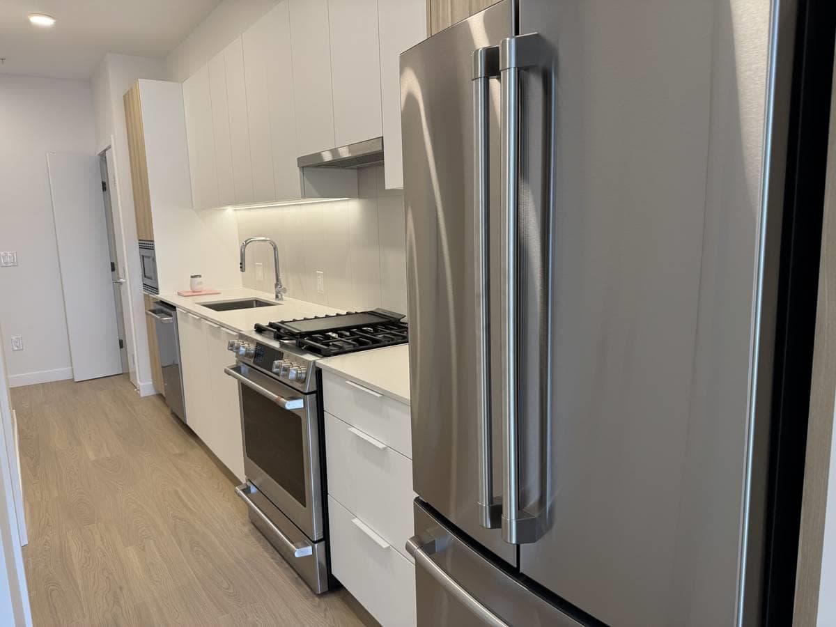 1FL - 2450 Garden Drive, Vancouver, V5N 0K1 — photo 3