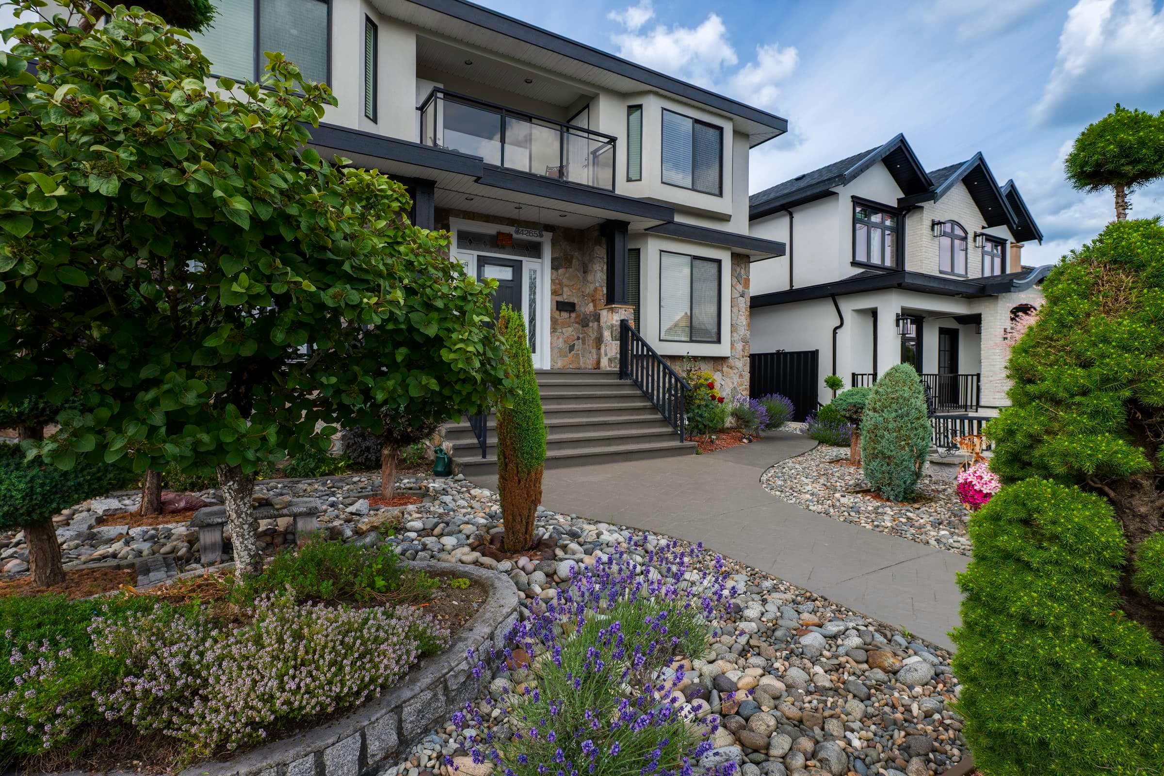 4265 Grant Street, Burnaby, V5C 3P1 — photo 2