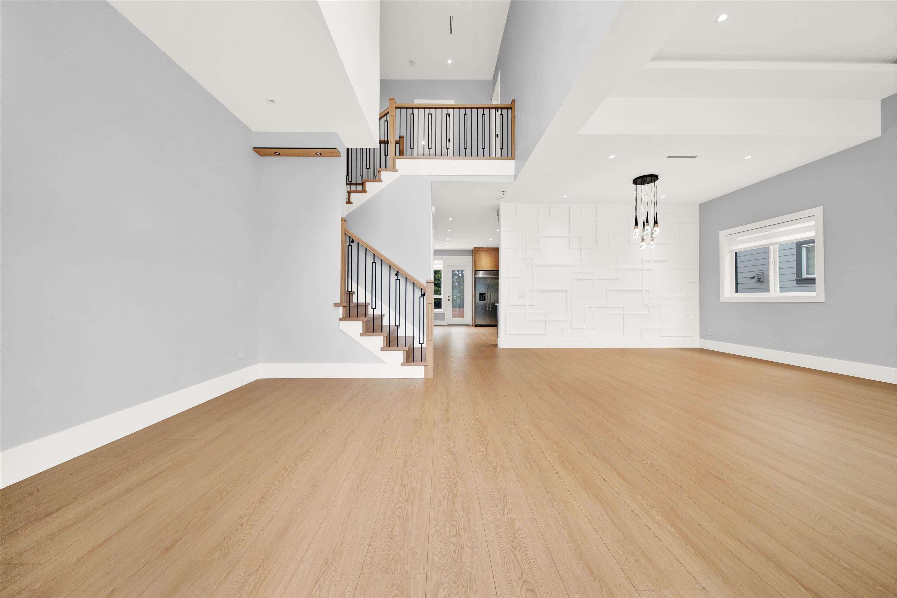 14169 75a Avenue, Surrey, V3W 6S8 — photo 3