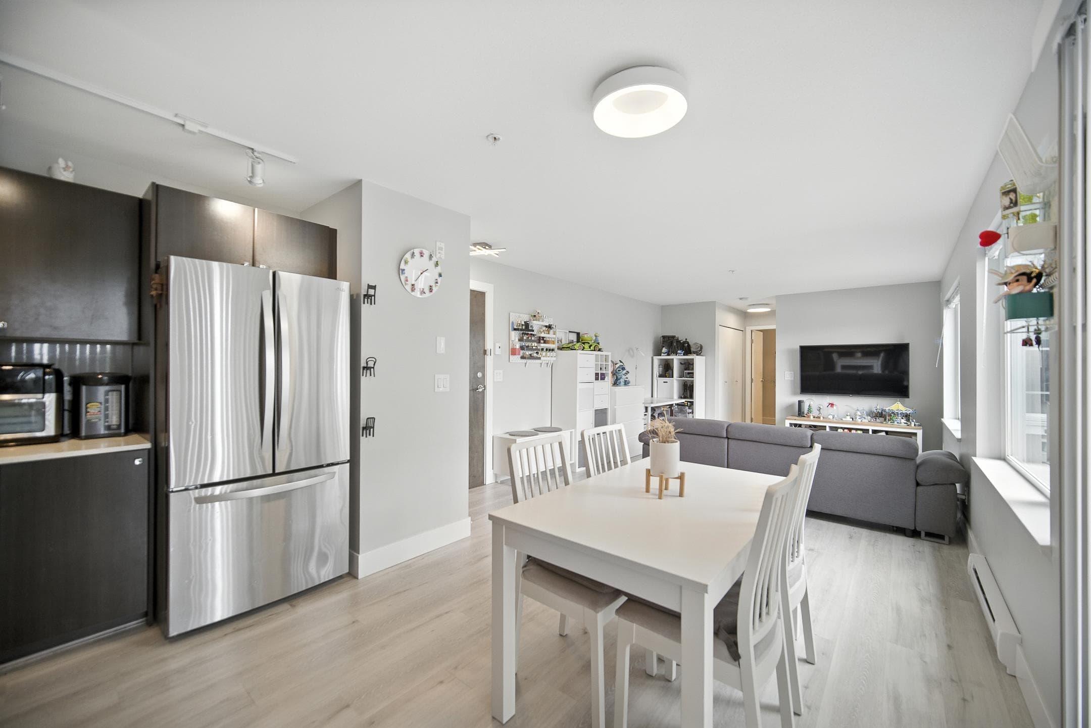 305 - 13740 75a Avenue, Surrey, V3W 0E8 — photo 3