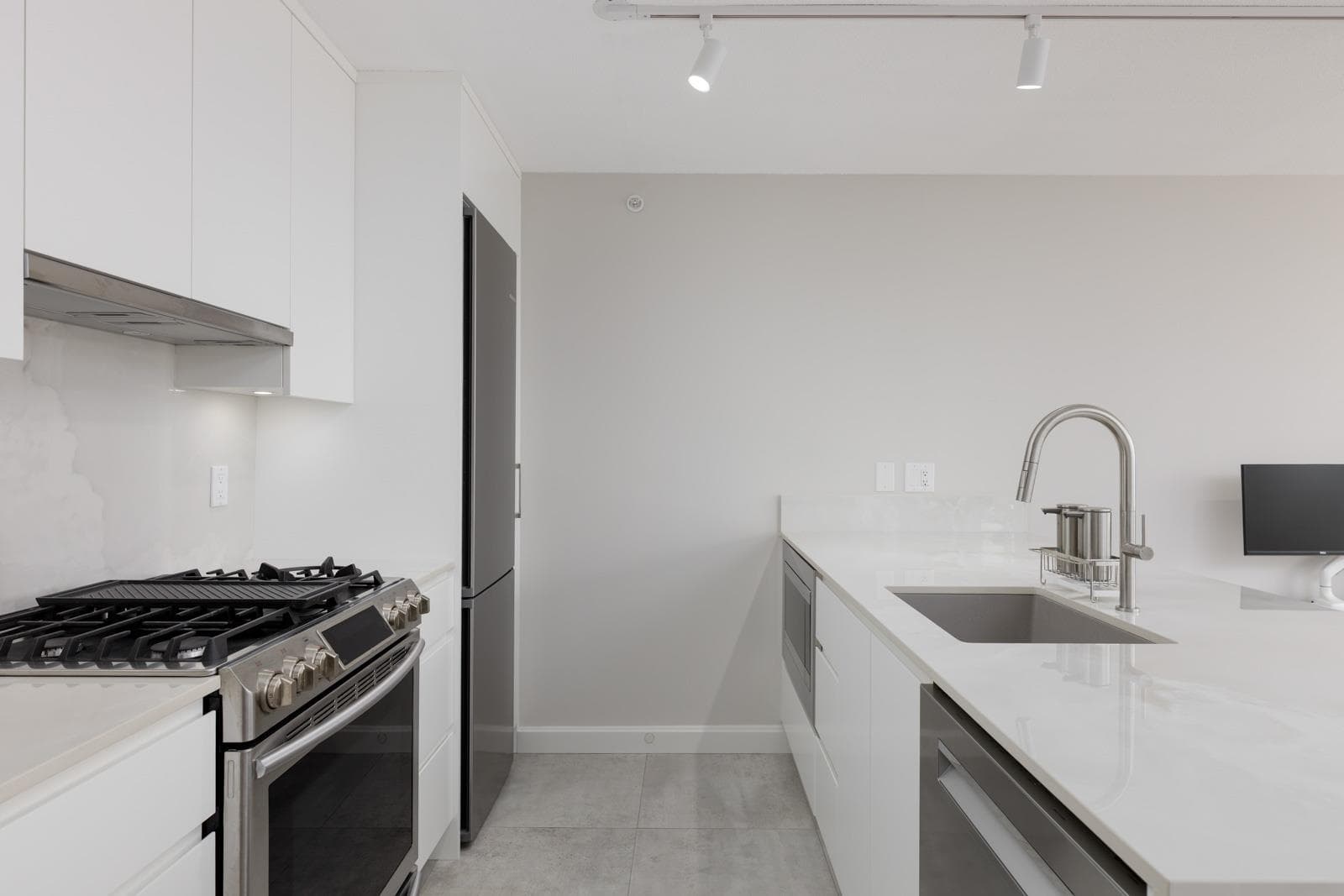2908 - 1495 Richards Street, Vancouver, V6Z 3E4 — photo 1