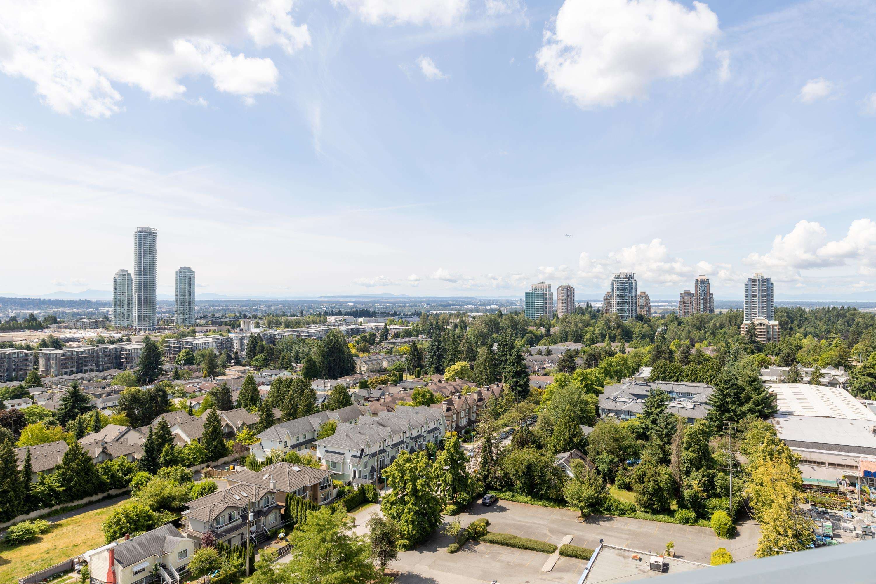 1210 - 7388 Kingsway, Burnaby, V3N 0G9 — photo 3