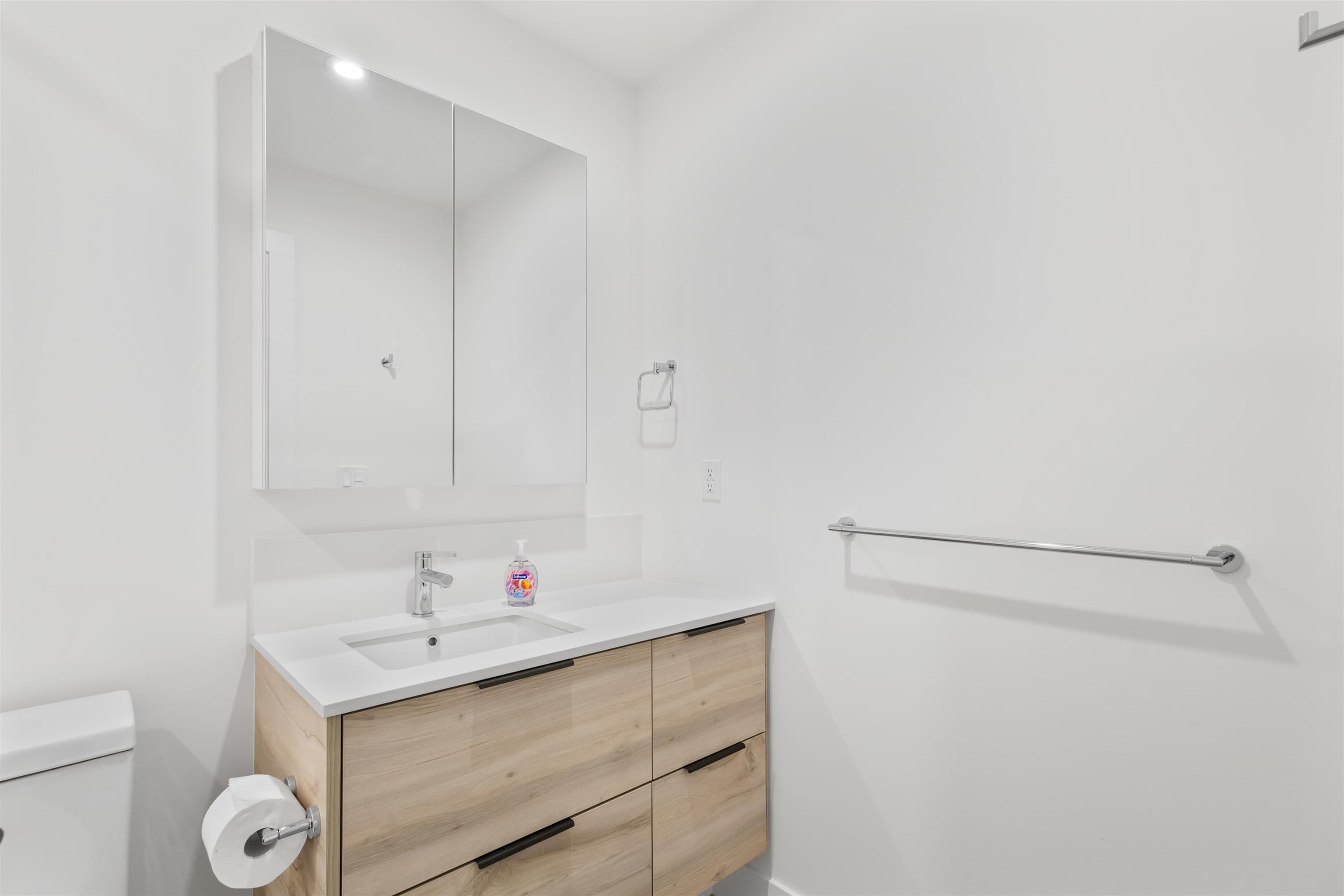 408 - 30490 Cardinal Avenue, Abbotsford, V2T 0L9 — photo 5