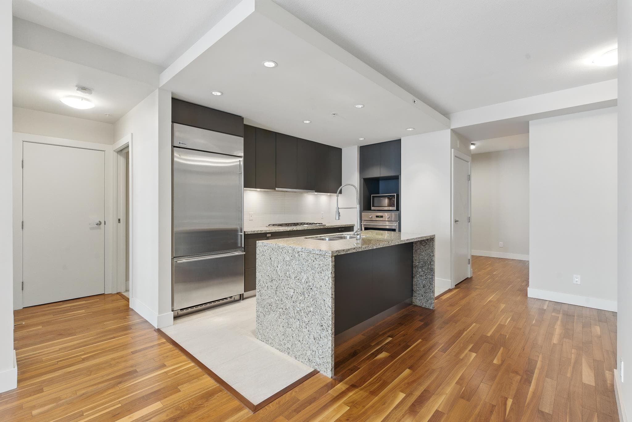 305 - 6080 Iona Drive, Vancouver, V6T 0A4 — photo 3