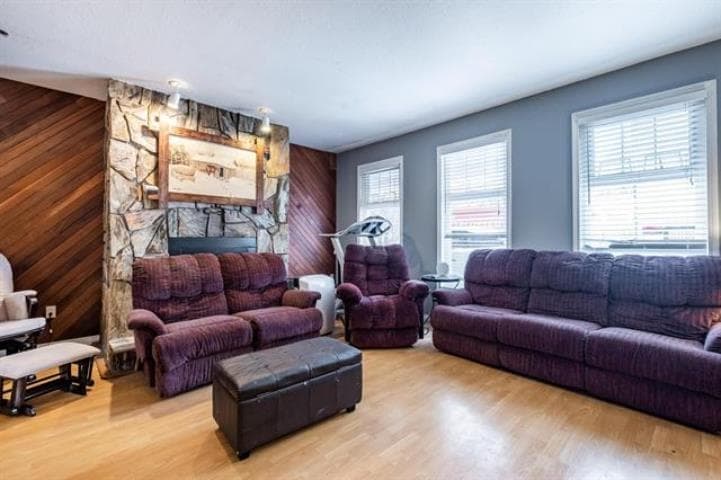 6091 172 Street, Surrey, V3S 4Y2 — photo 2