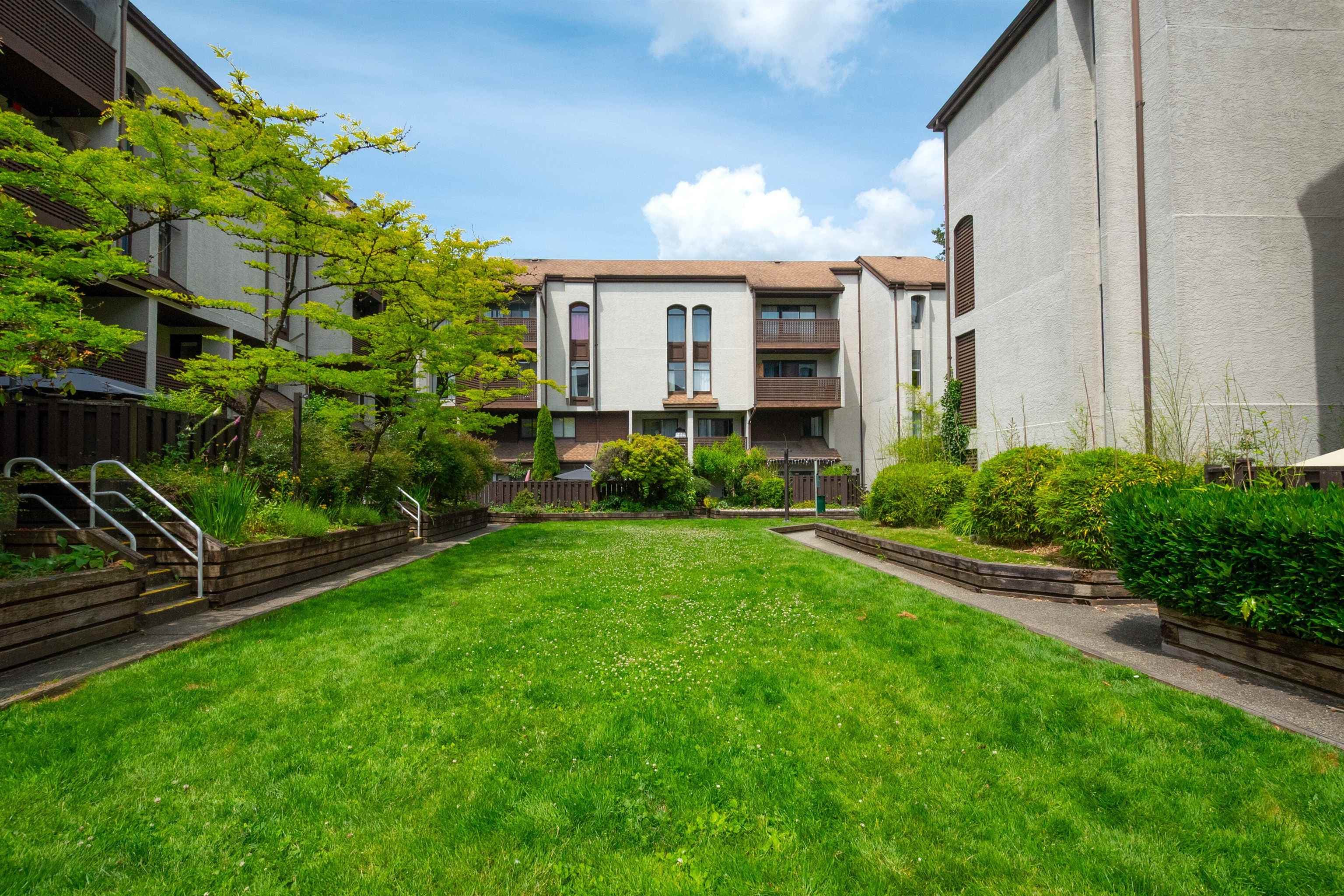 8 - 385 Ginger Drive, New Westminster, V3L 5L6 — photo 2