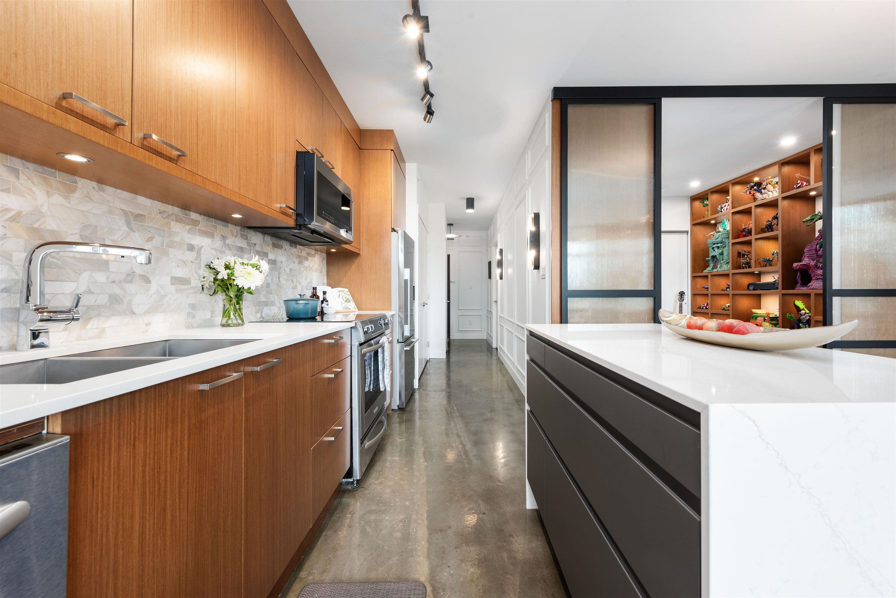 415 - 221 Union Street, Vancouver, V6A 0B4 — photo 4