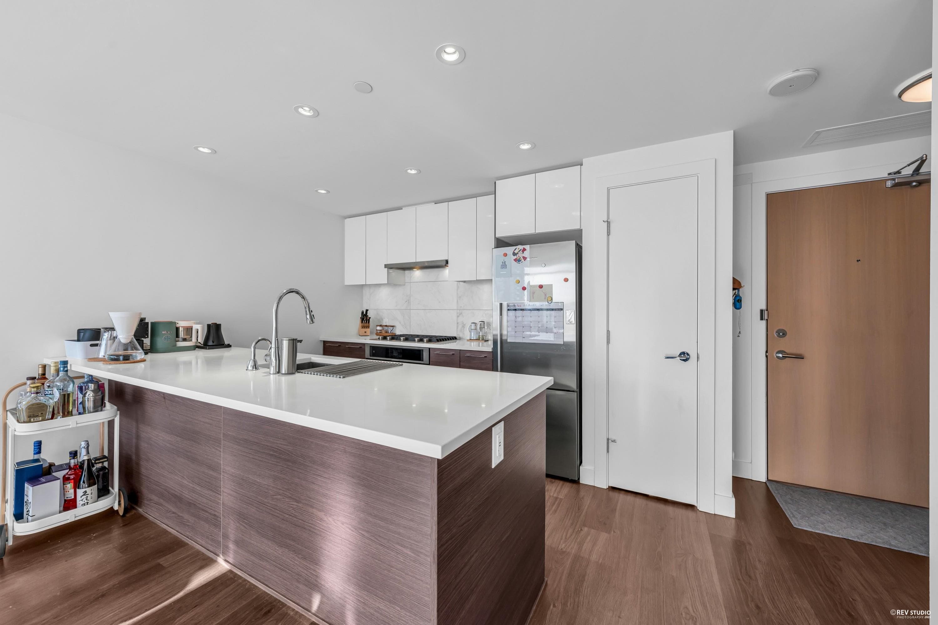 716 - 3557 Sawmill Crescent, Vancouver, V5S 0E2 — photo 2
