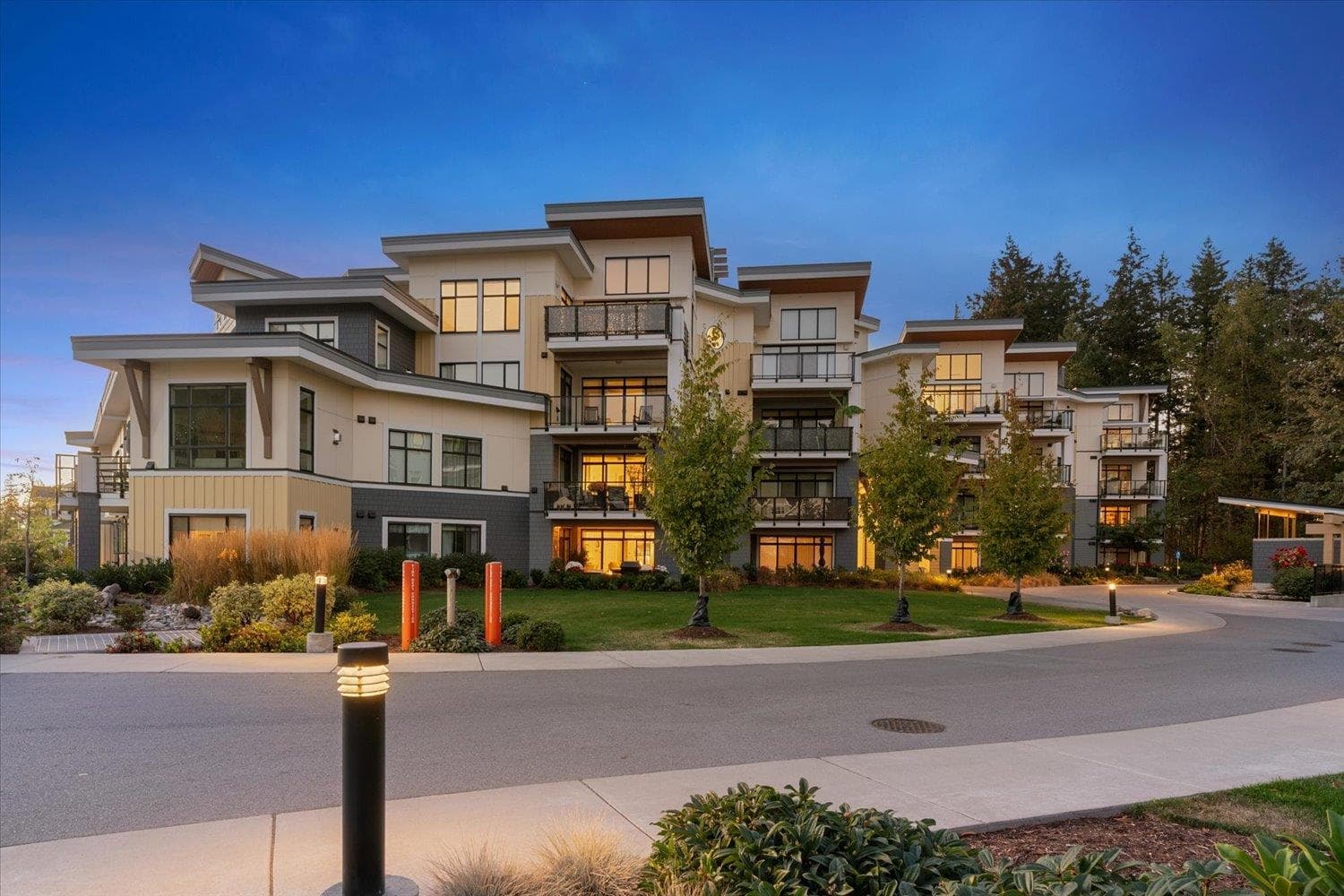 310 - 5384 Tyee Lane, Chilliwack, V2R 6C8 — photo 1