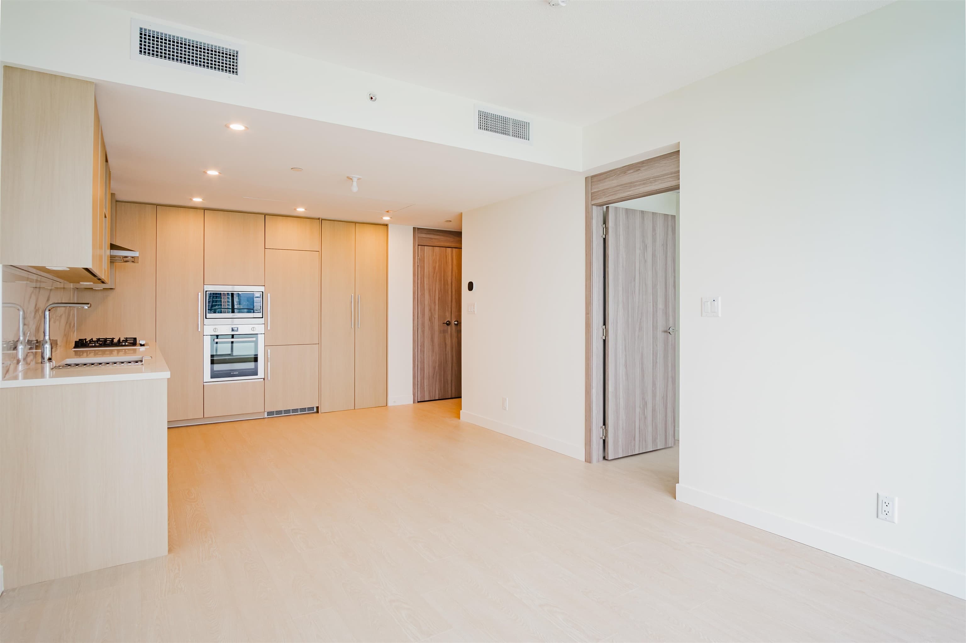 2511 - 13778 100 Avenue, Surrey, V3T 0V3 — photo 5
