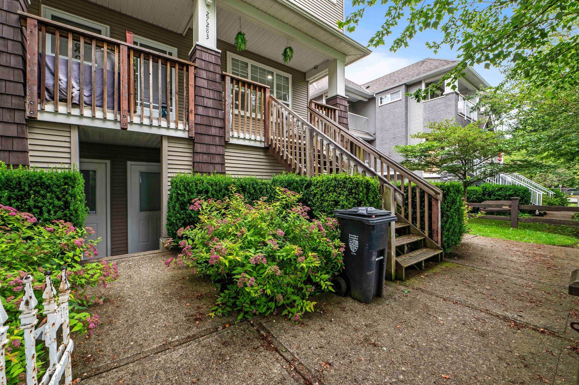 3 - 27283 30 Avenue, Langley, V4W 3J6 — photo 2