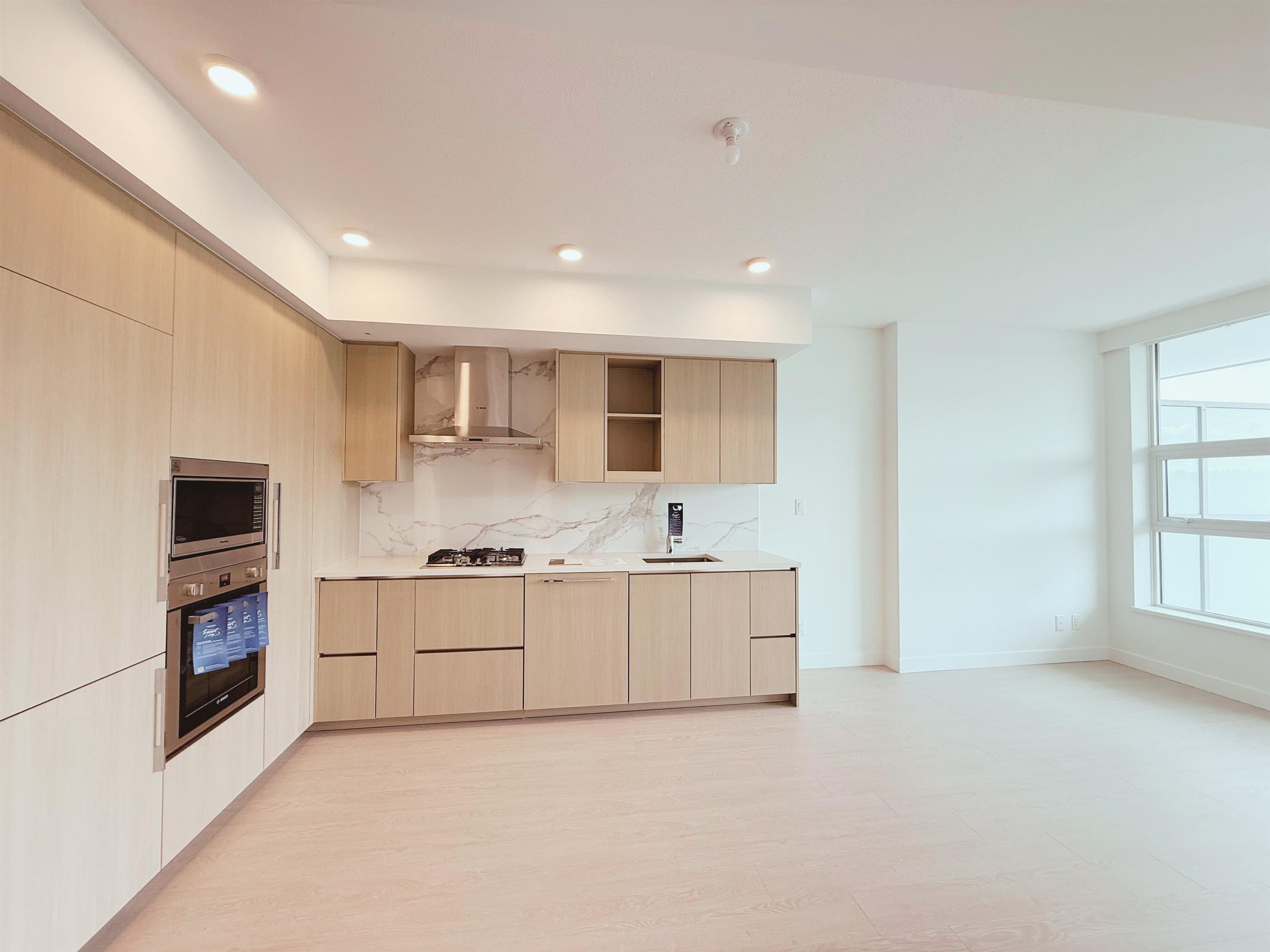1104 - 13768 100 Avenue, Surrey, V3T 0G5 — photo 3