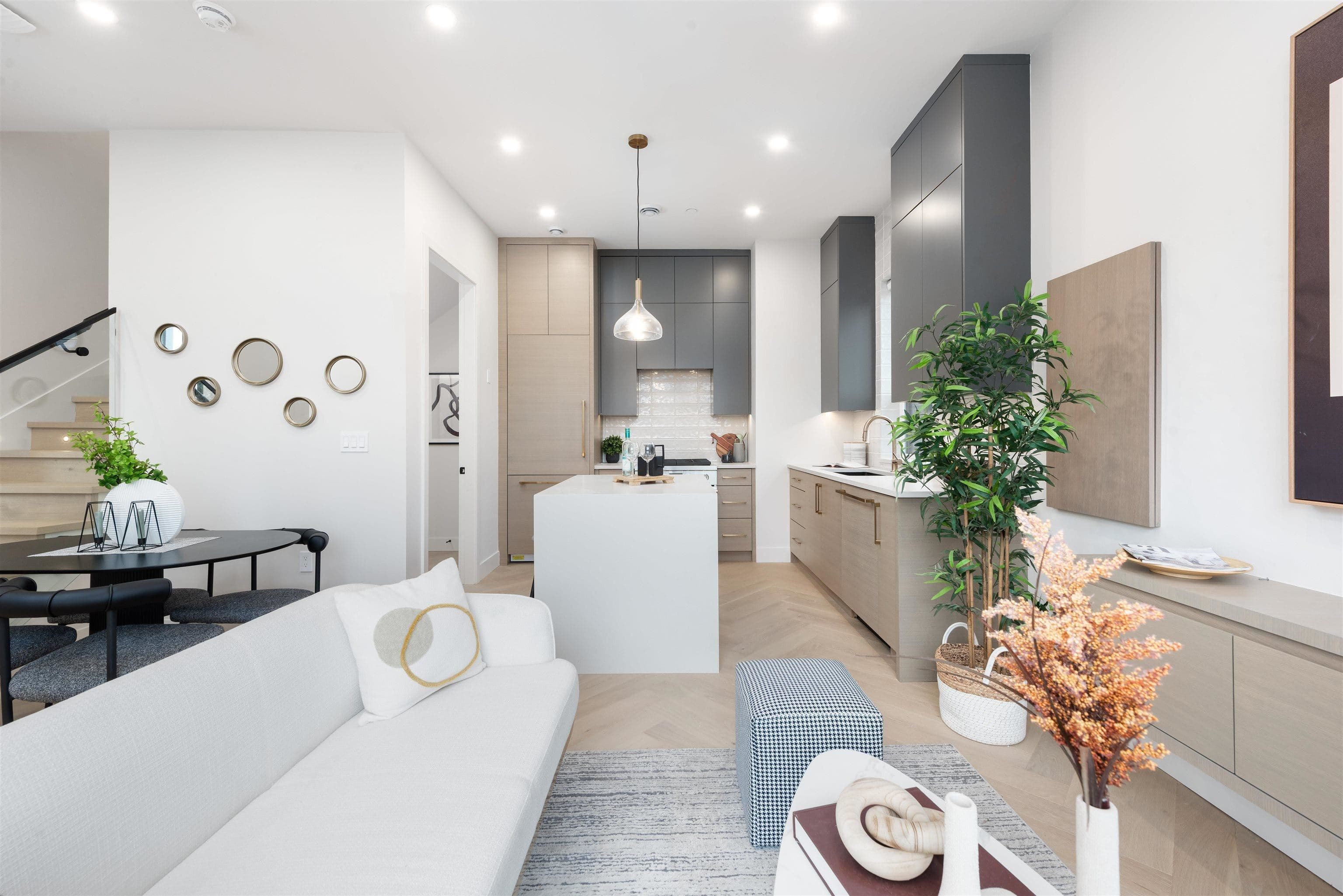 3351 Kaslo Street, Vancouver, V5M 3H3 — photo 2