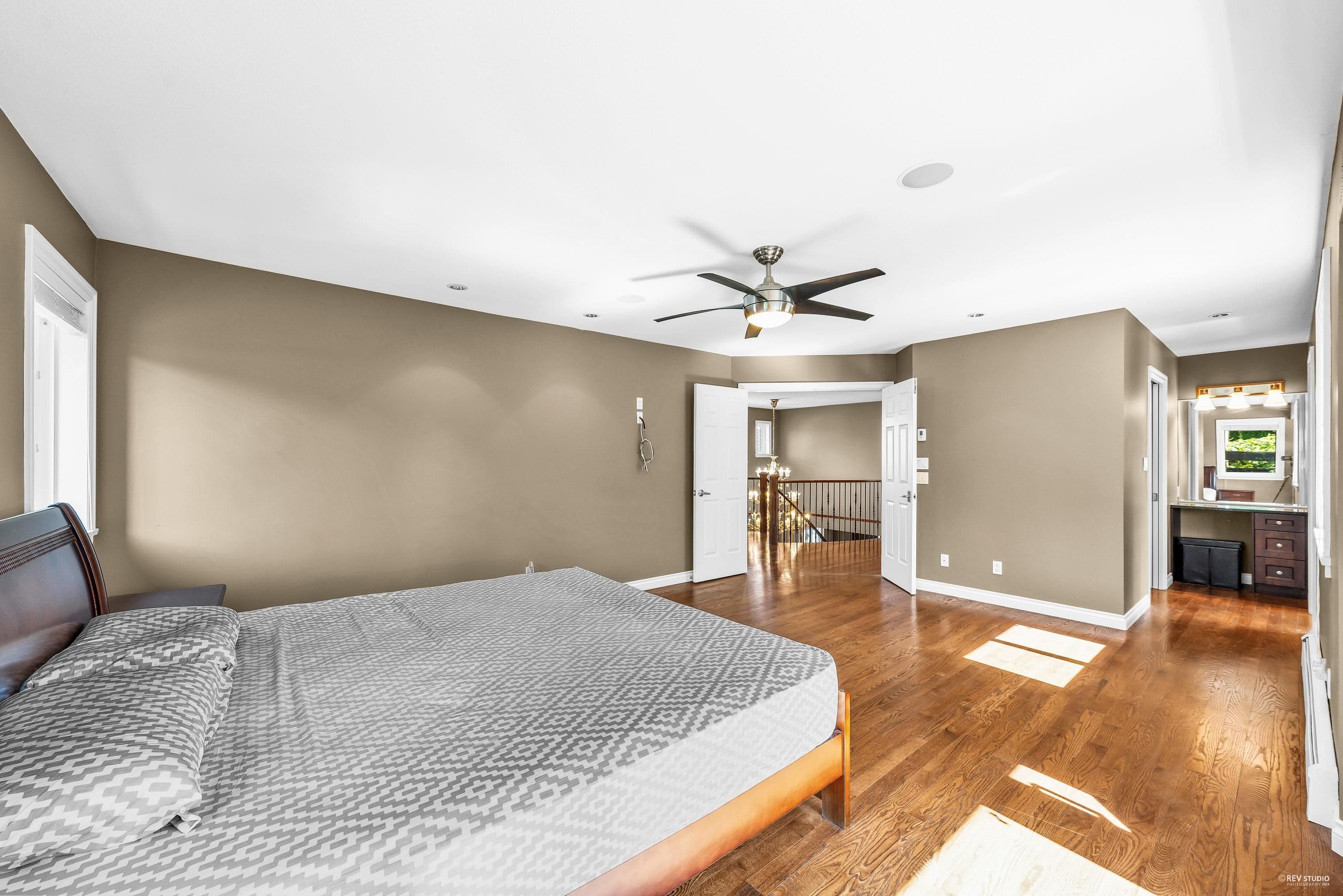 6550 Albery Place, Burnaby, V5E 4G2 — photo 4