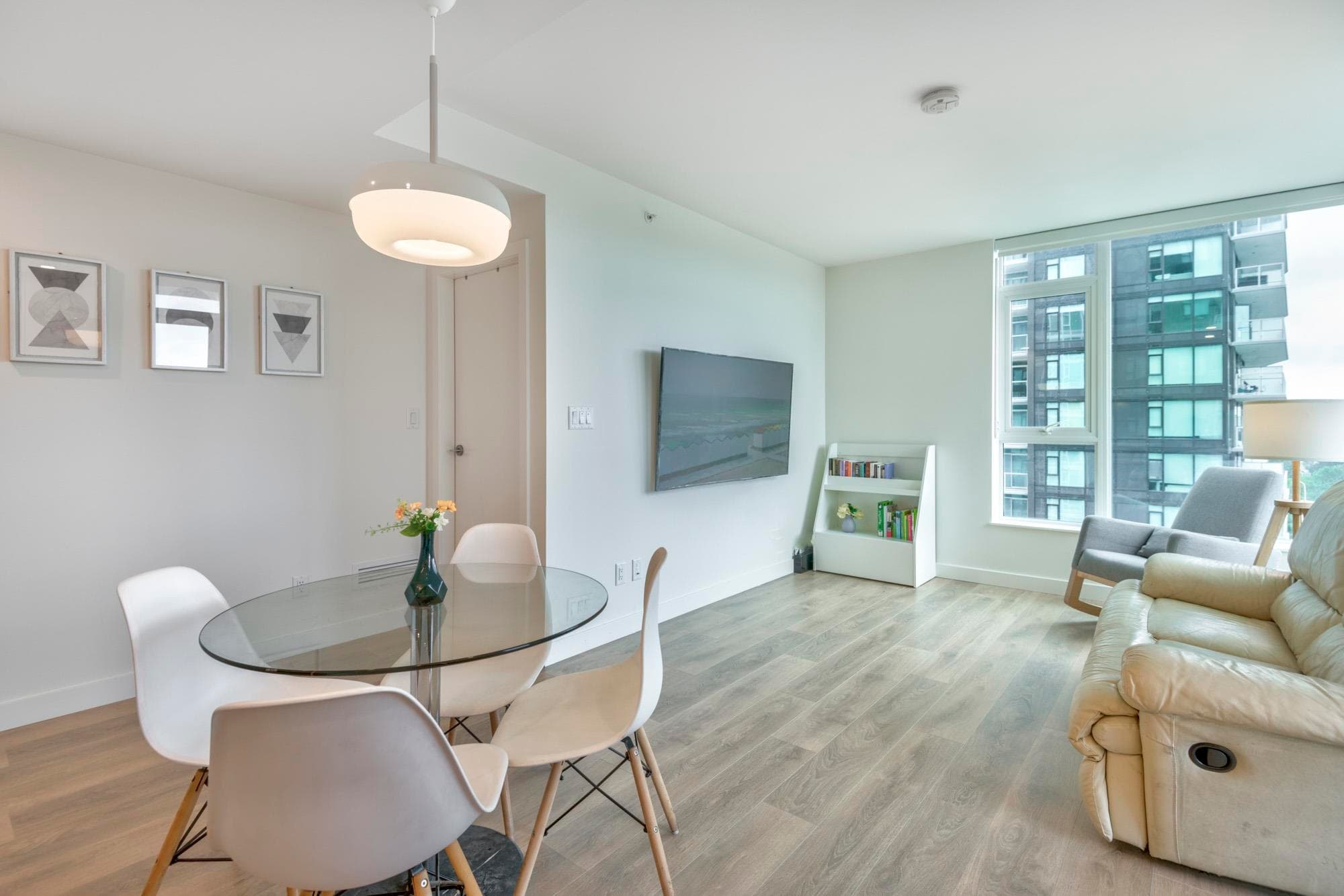 1307 - 318 Alderson Avenue, Coquitlam, V3K 0J1 — photo 5