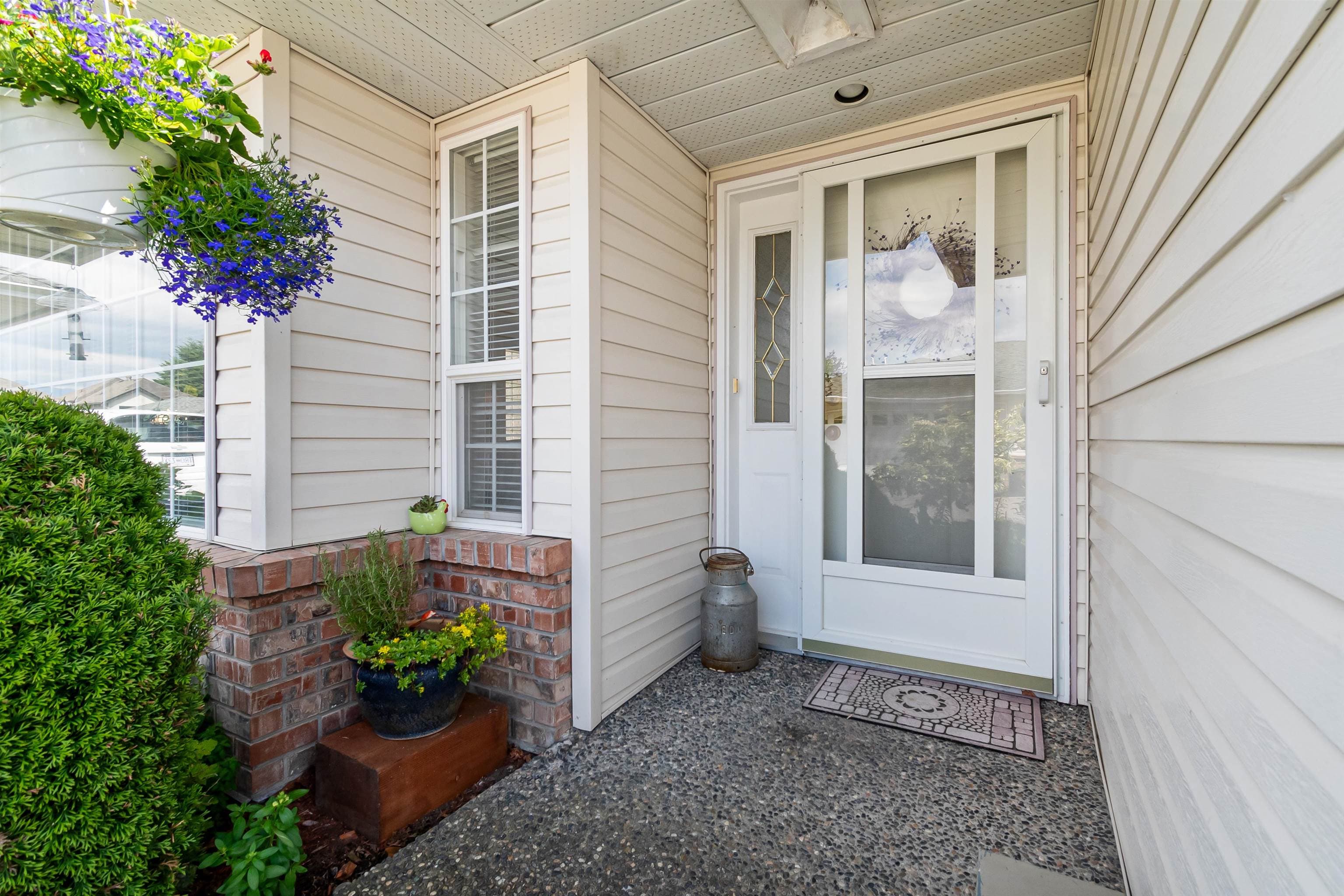 9 - 9420 Woodbine Street, Chilliwack, V2P 5S4 — photo 2