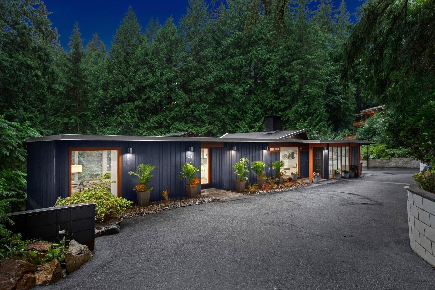 530 Hadden Drive, West Vancouver