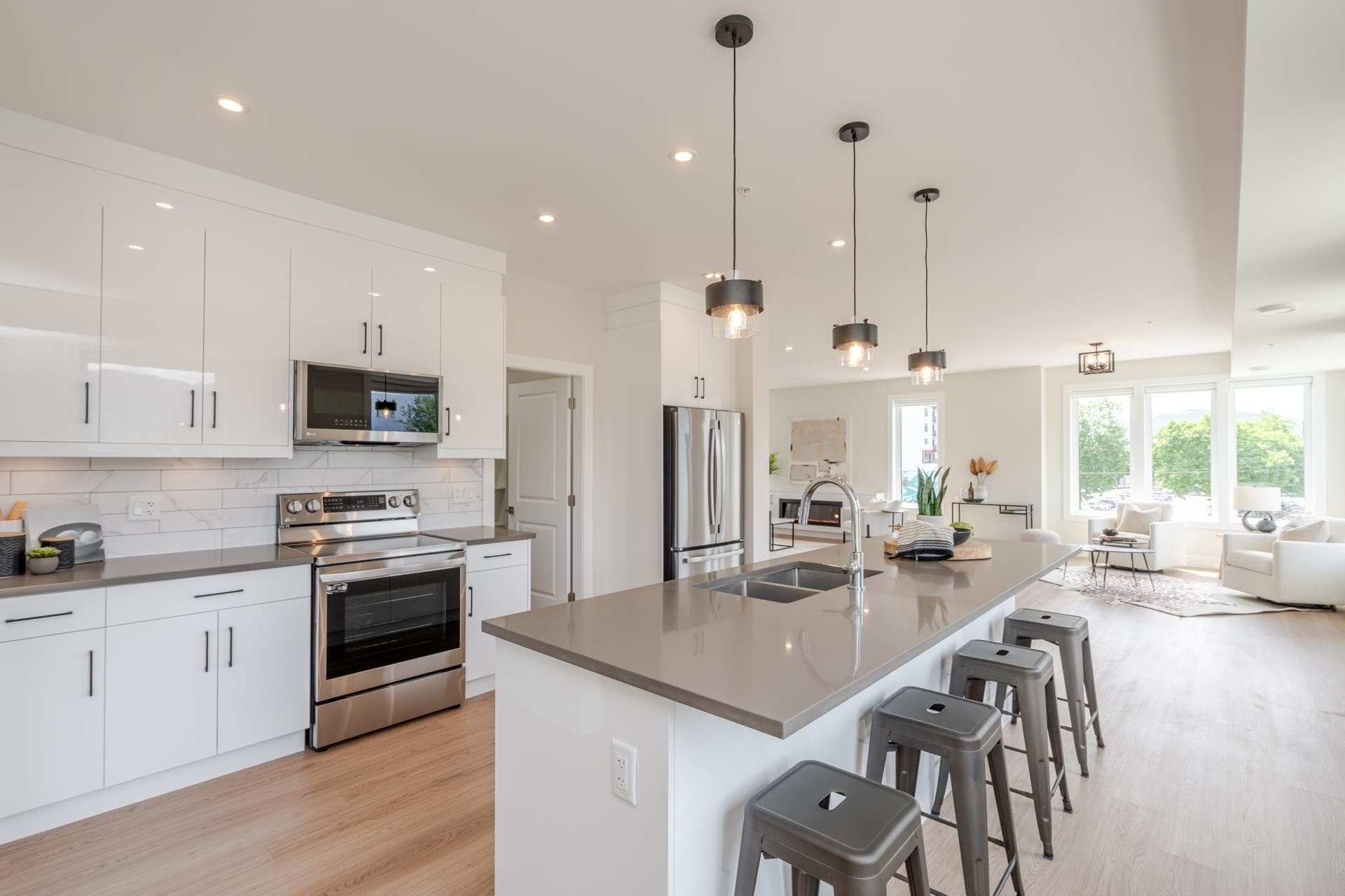104 - 9384 Fletcher Street, Chilliwack, V2P 4Z2 — photo 1