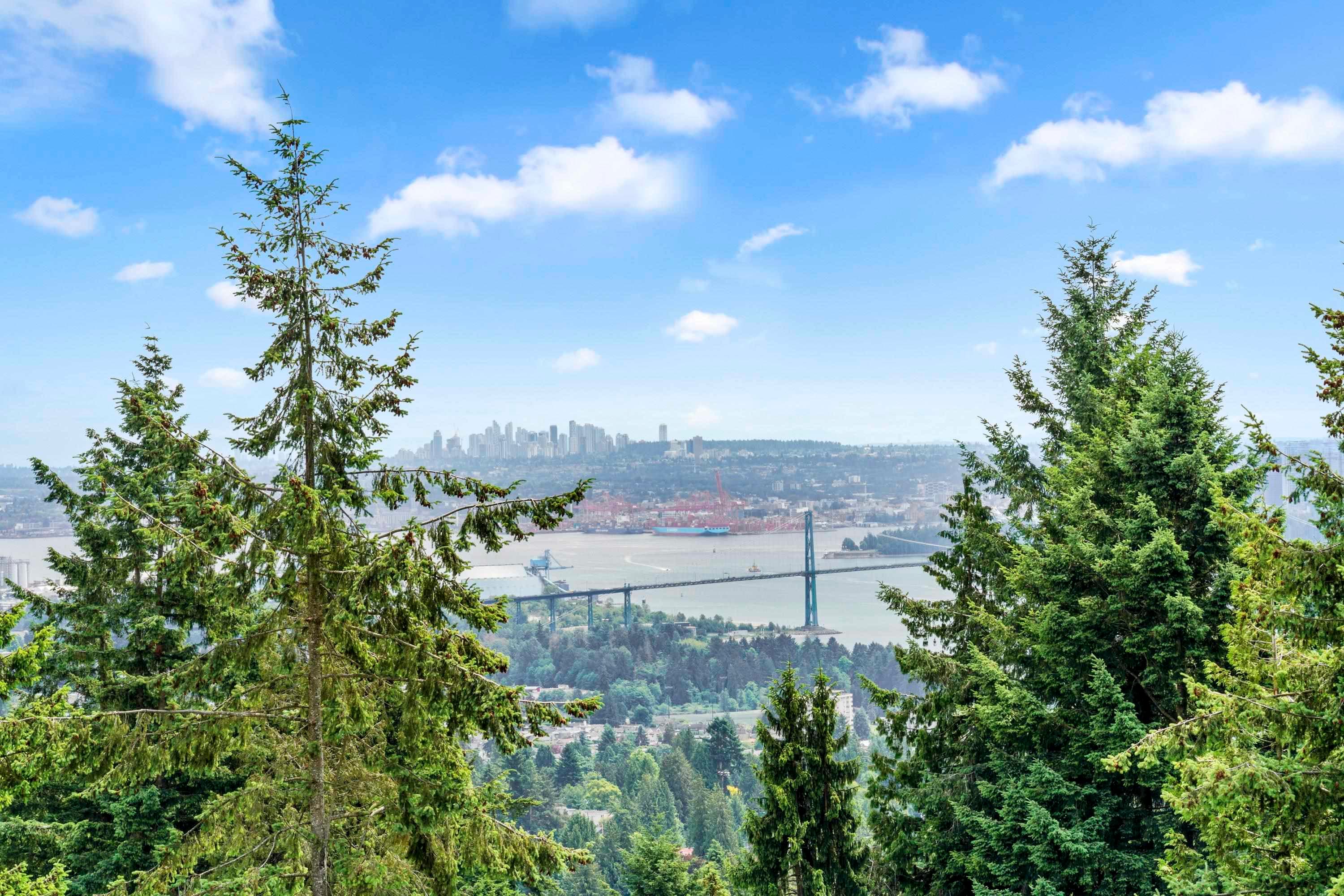 6 - 2206 Folkestone Way, West Vancouver