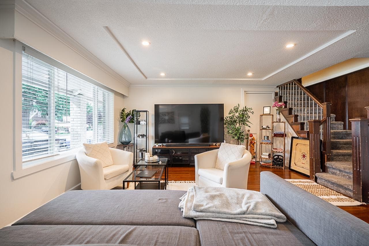 8466 123 Street, Surrey, V3W 3V6 — photo 5