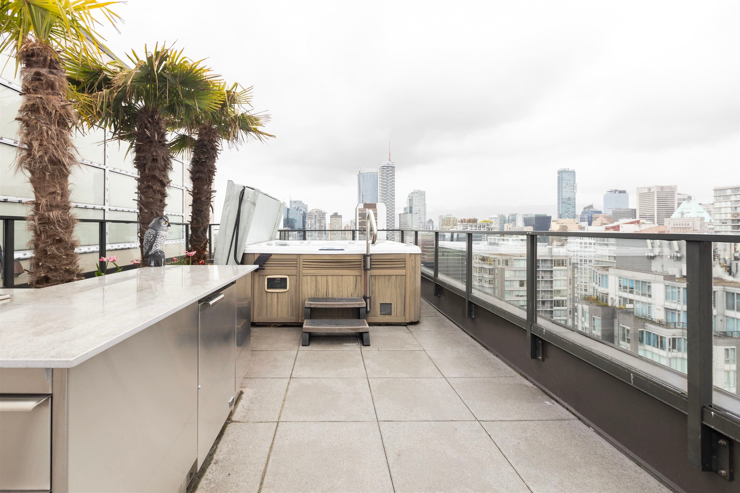 2602 - 1055 Homer Street, Vancouver, V6B 1G3 — photo 4
