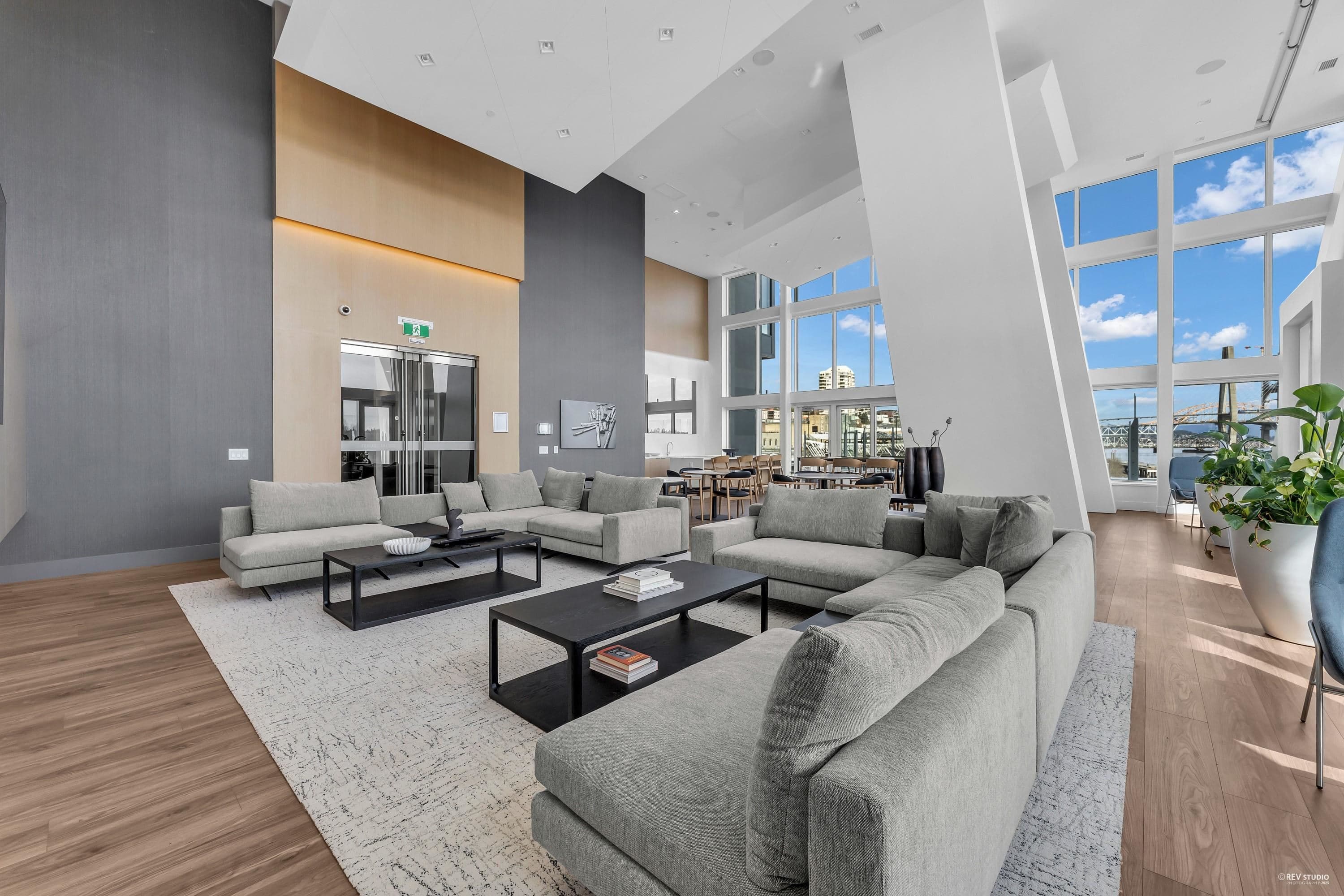 2303 - 660 Quayside Drive, New Westminster, V3M 0P1 — photo 5