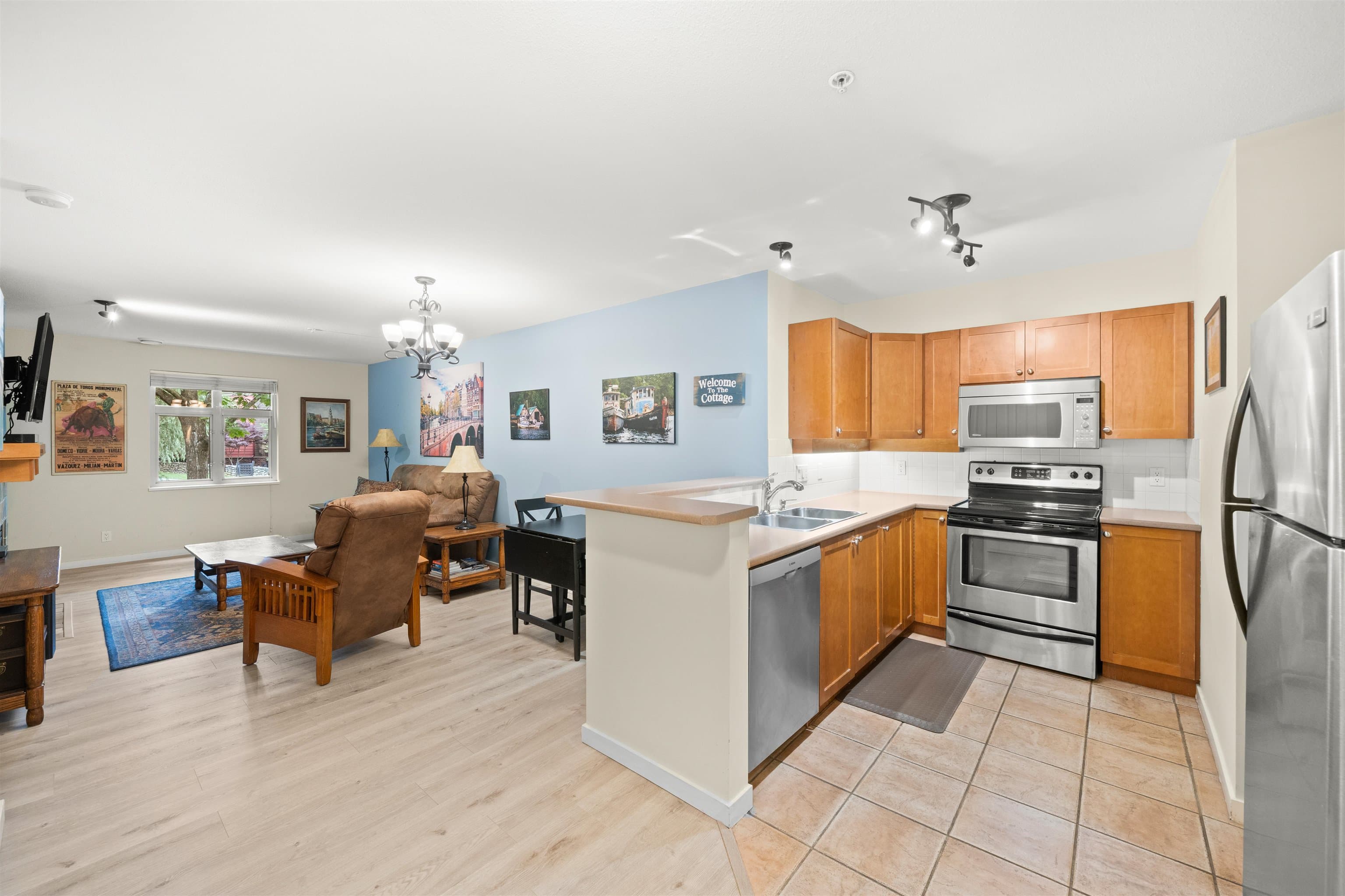 214 - 18 Smokey Smith Place, New Westminster, V3L 5V3 — photo 2