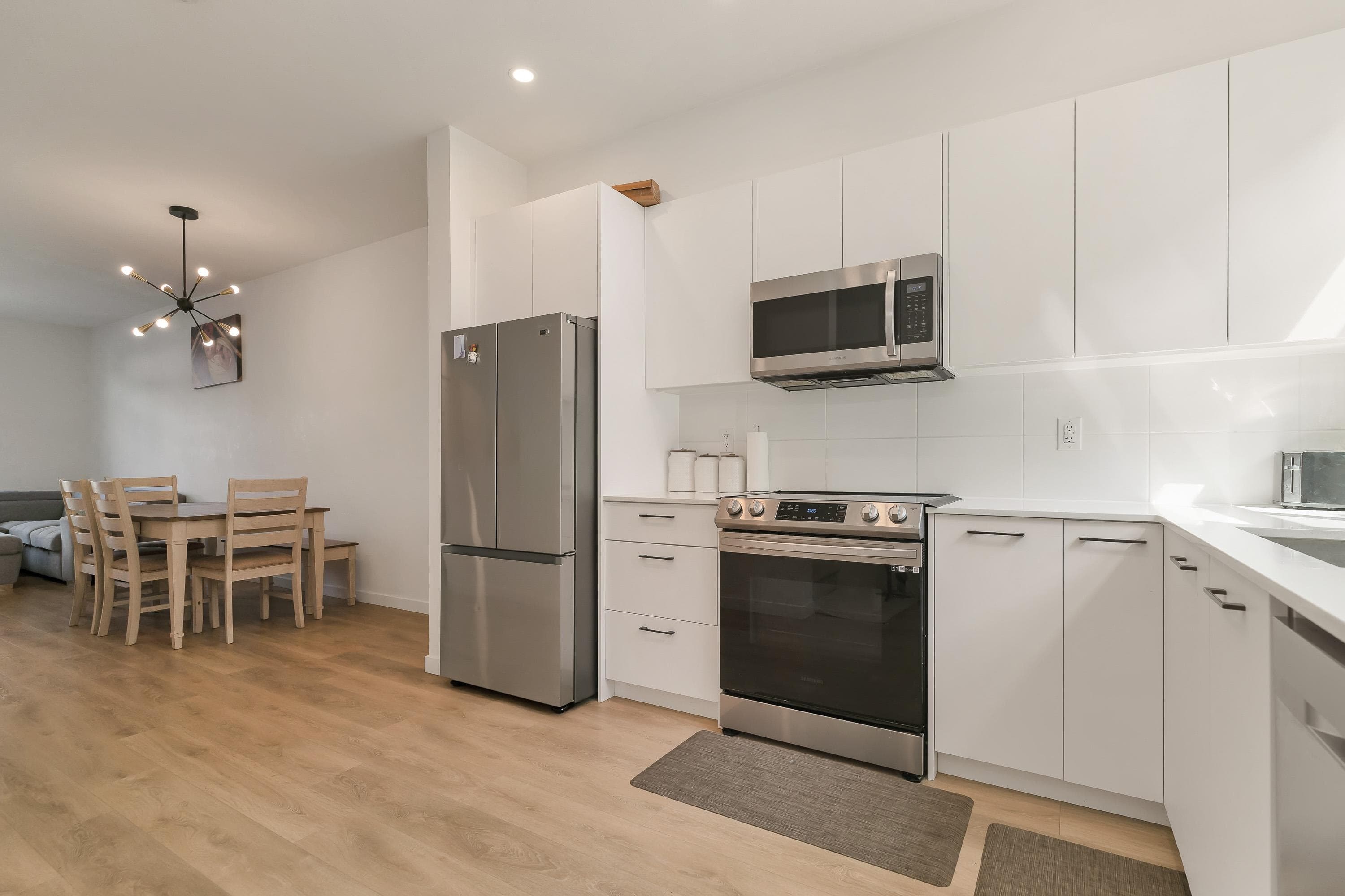 99 - 15235 Sitka Drive, Surrey, V3S 0A9 — photo 3