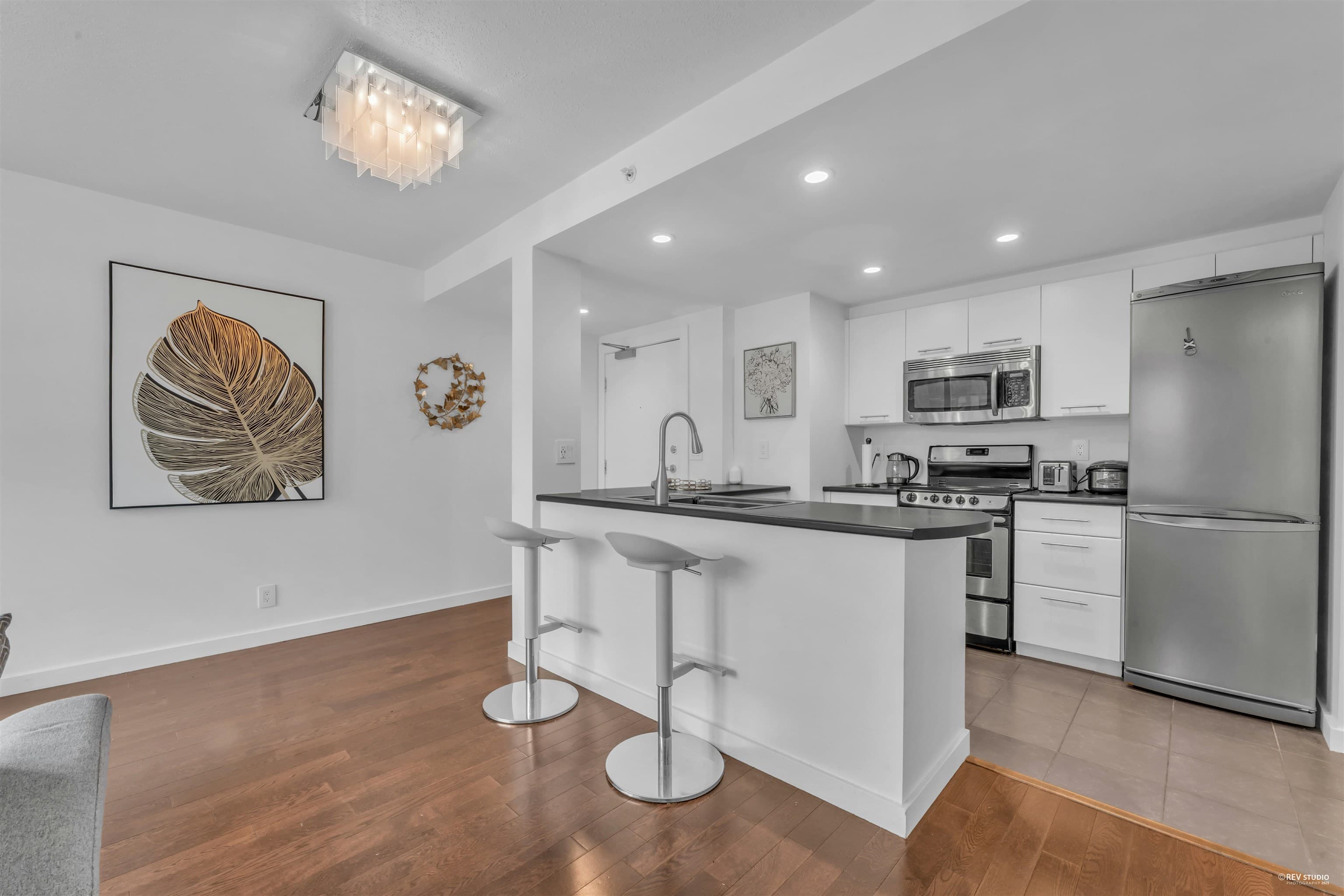 2106 - 1331 W Georgia Street, Vancouver, V6E 4P1 — photo 3
