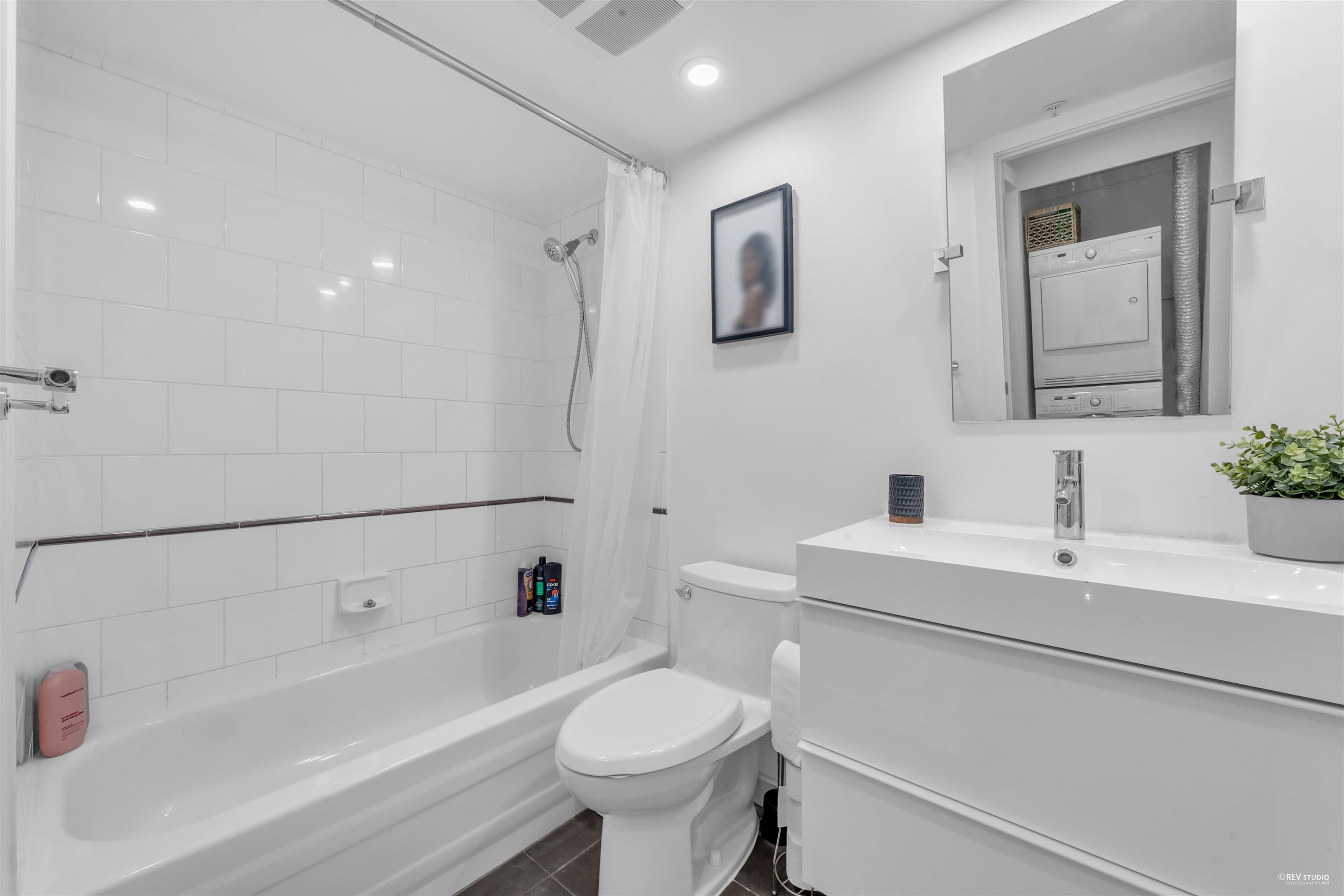 2106 - 1331 W Georgia Street, Vancouver, V6E 4P1 — photo 5