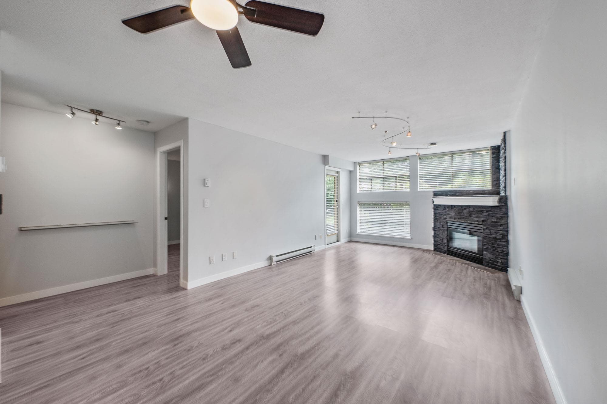 107 - 12025 207a Street, Maple Ridge, V2X 0R3 — photo 4