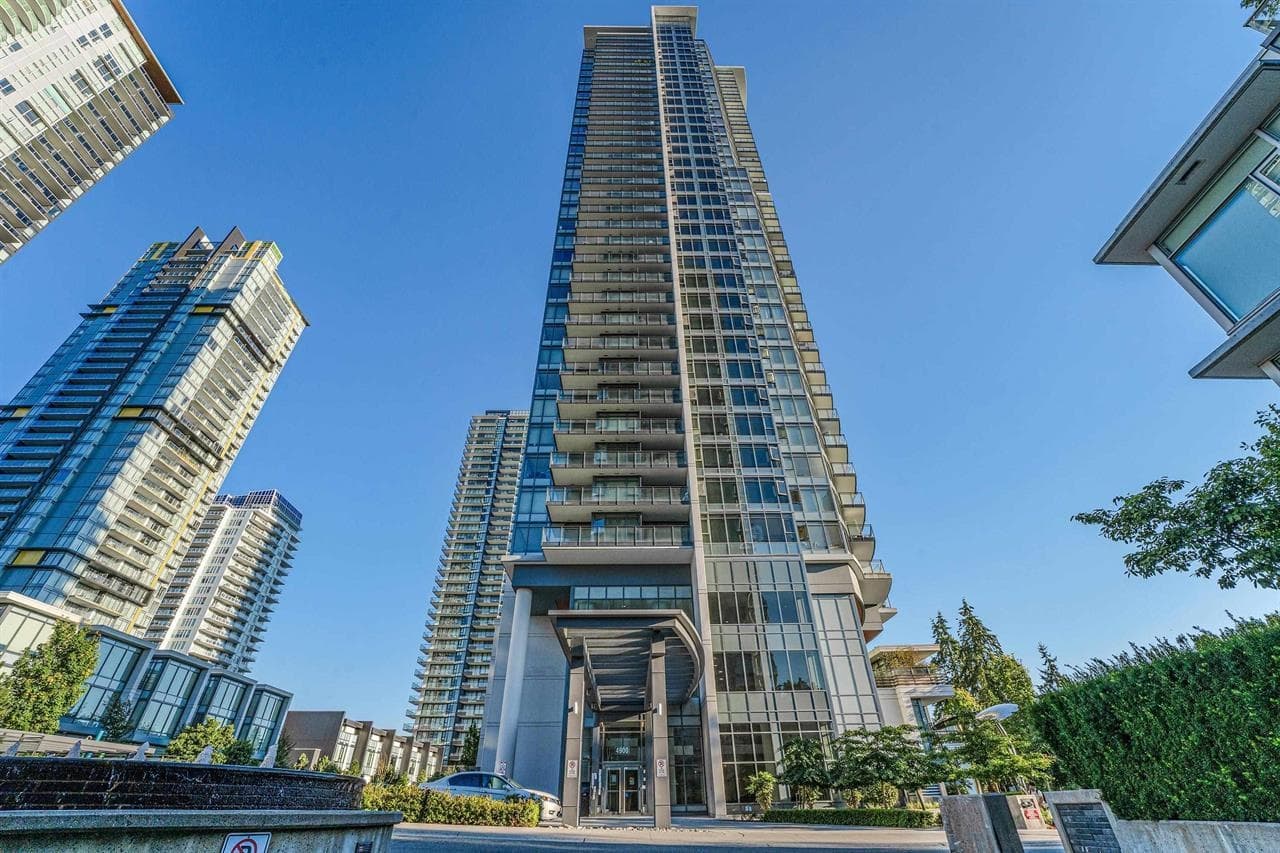 1104 - 4900 Lennox Lane, Burnaby
