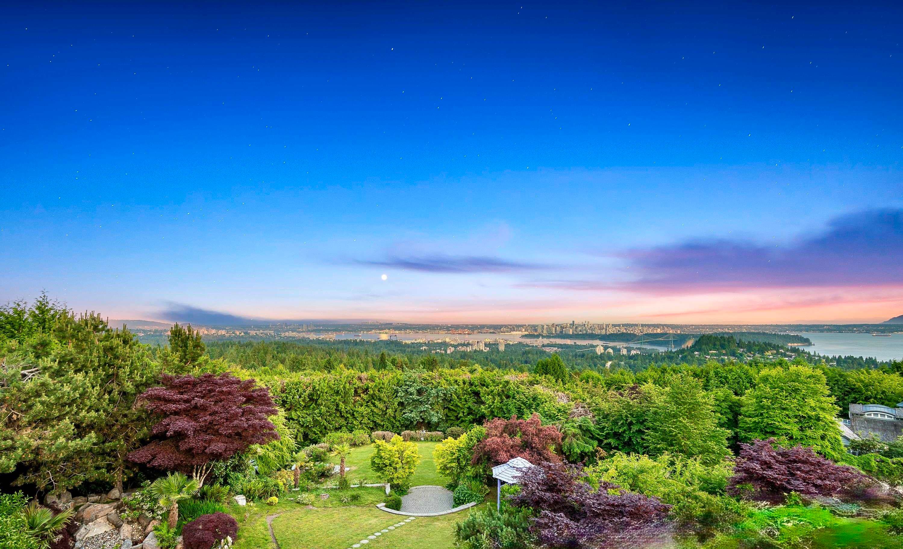 848 Eyremount Drive, West Vancouver, V7S 2A9 — photo 2