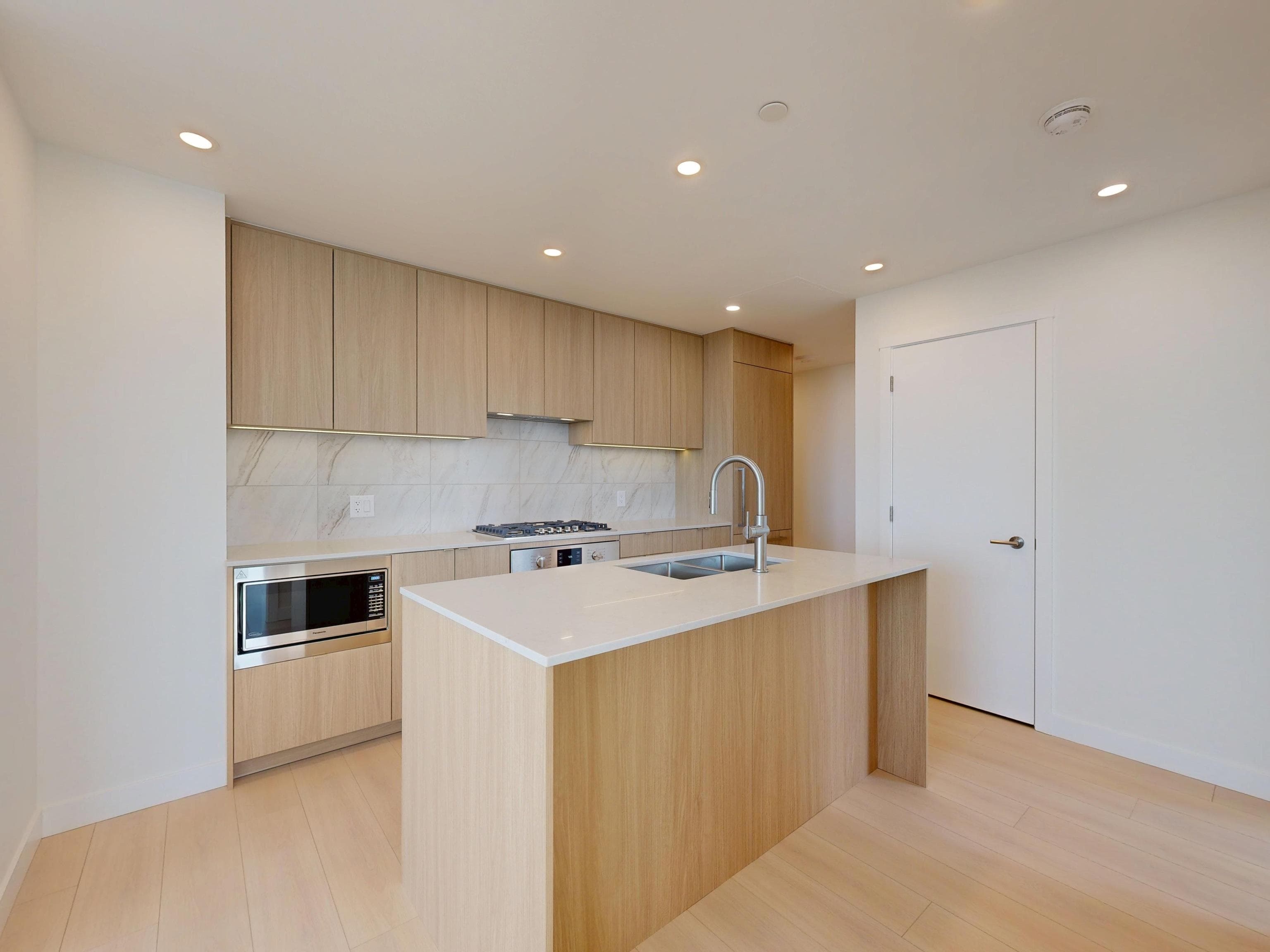 902 - 626 Claremont Street, Coquitlam, V3J 3T4 — photo 4