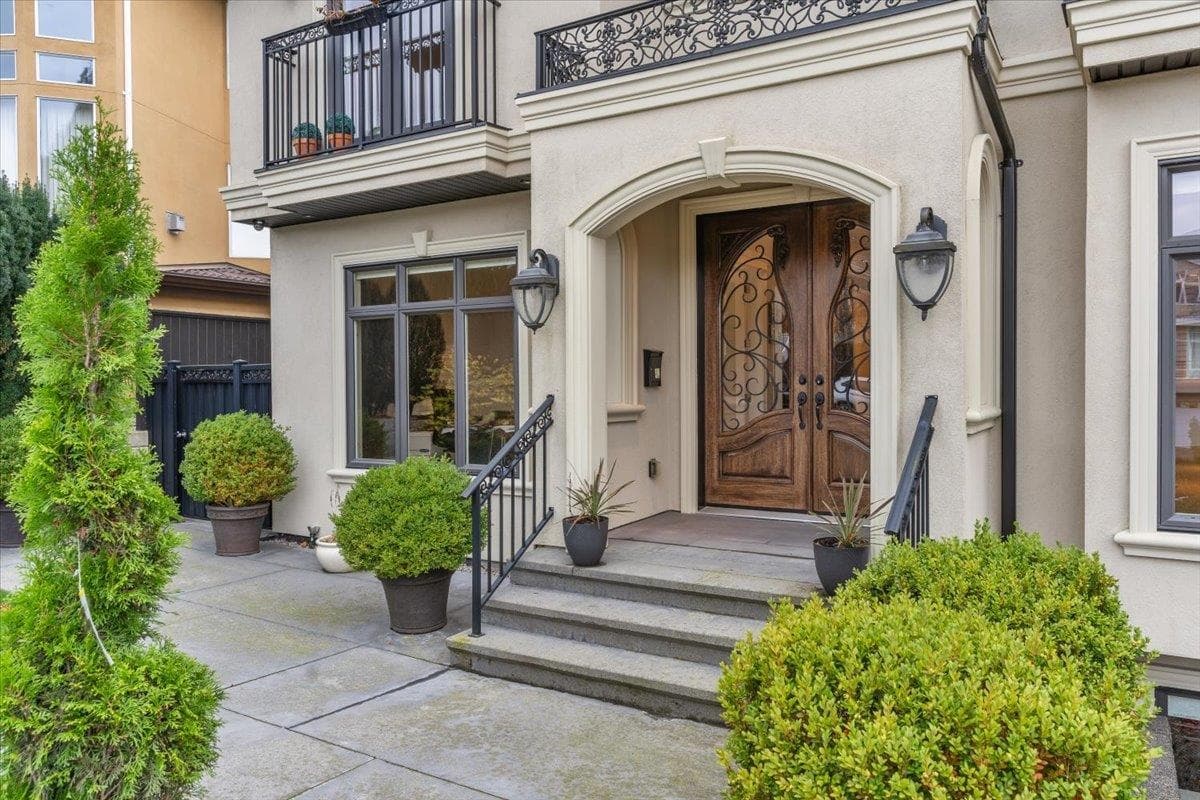 7158 Ridgeview Drive, Burnaby, V5A 4V3 — photo 2