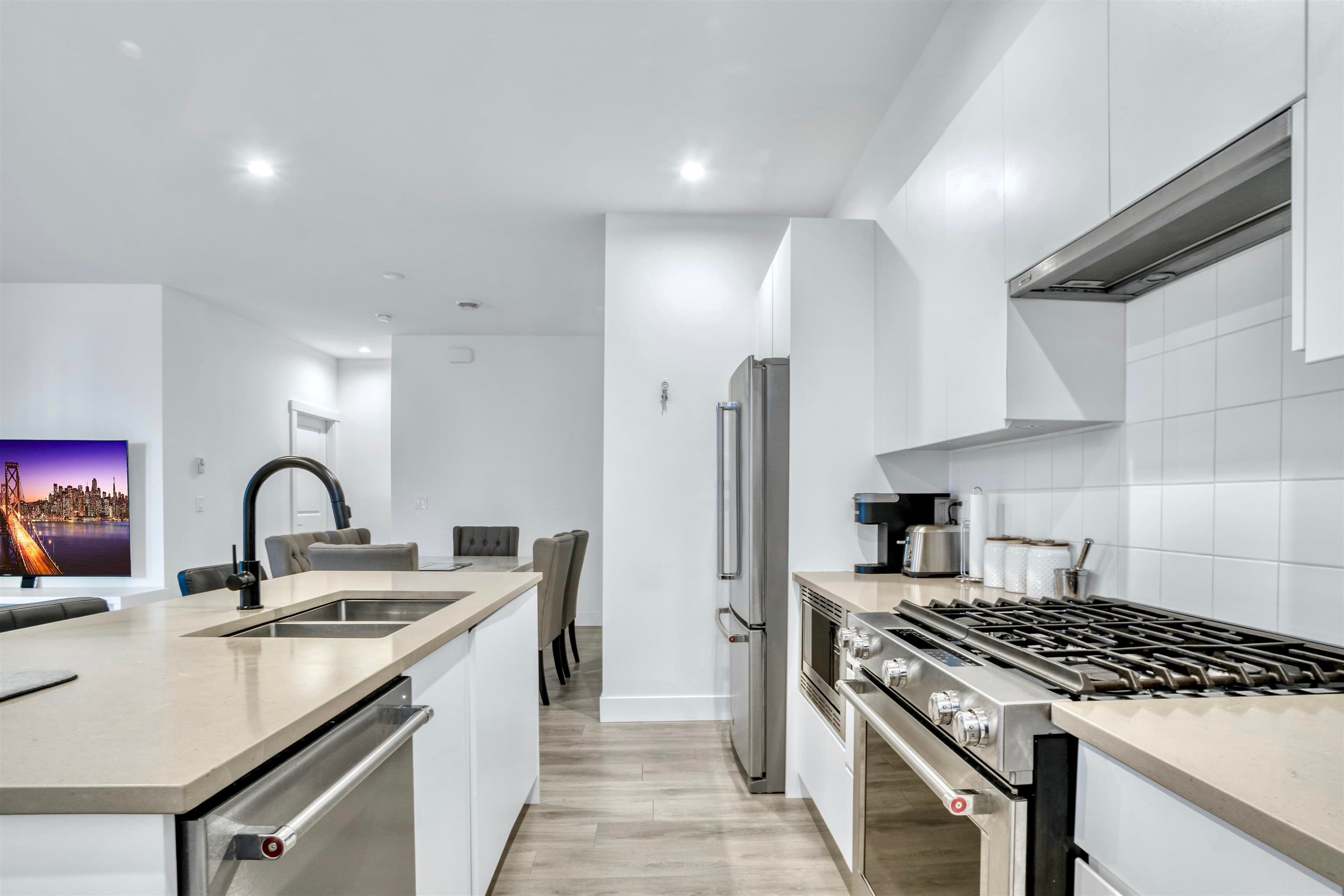 79 - 16433 19 Avenue, Surrey, V3Z 0Z1 — photo 2