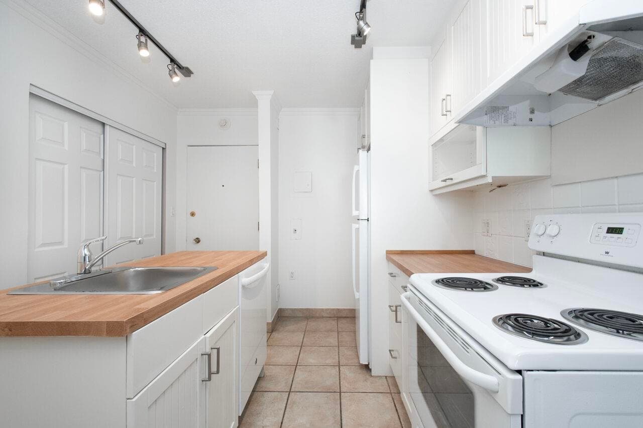 108 - 1425 Esquimalt Avenue, West Vancouver, V7T 1L1 — photo 4