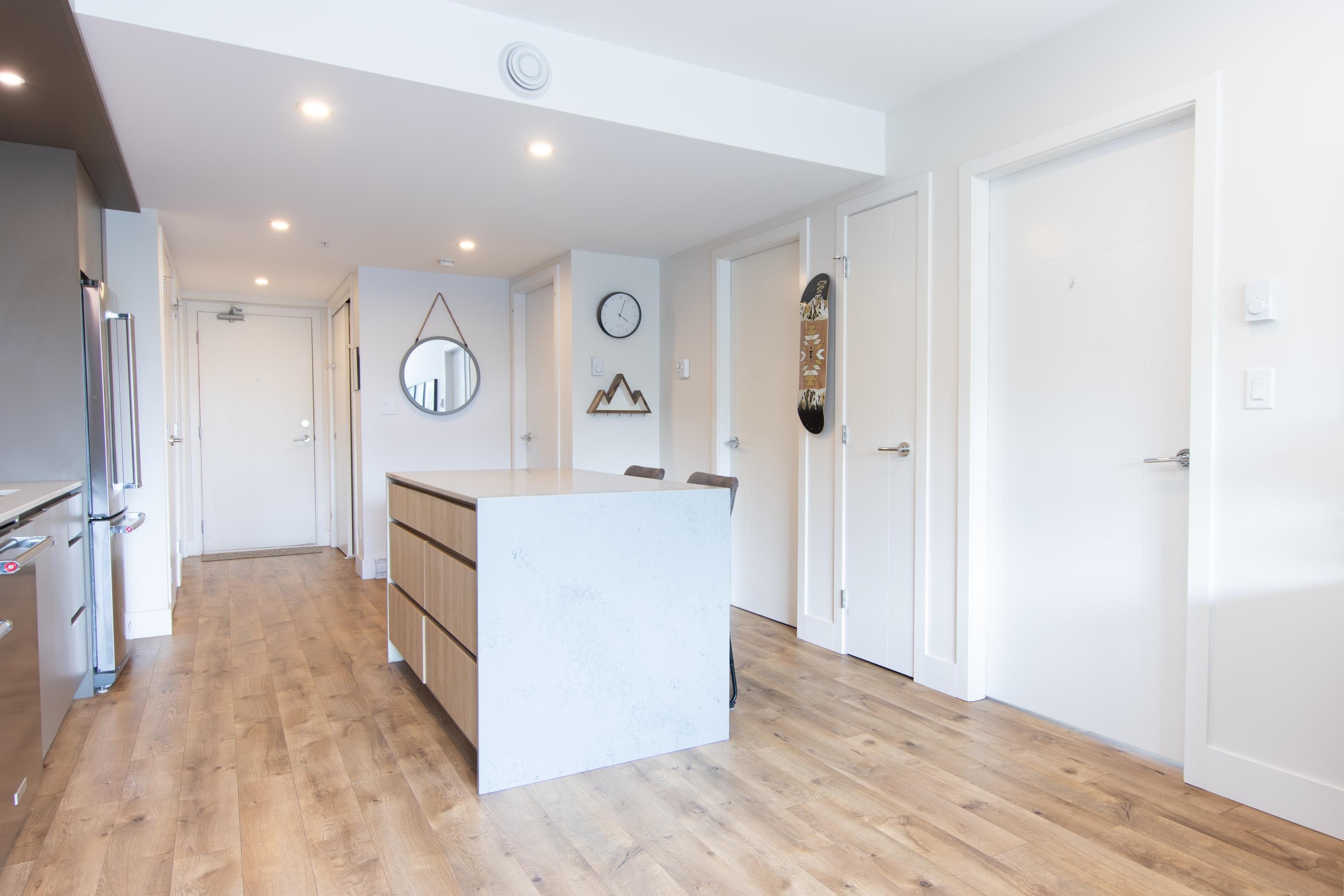 421 - 38362 Buckley Avenue, Squamish, V8B 0J8 — photo 2