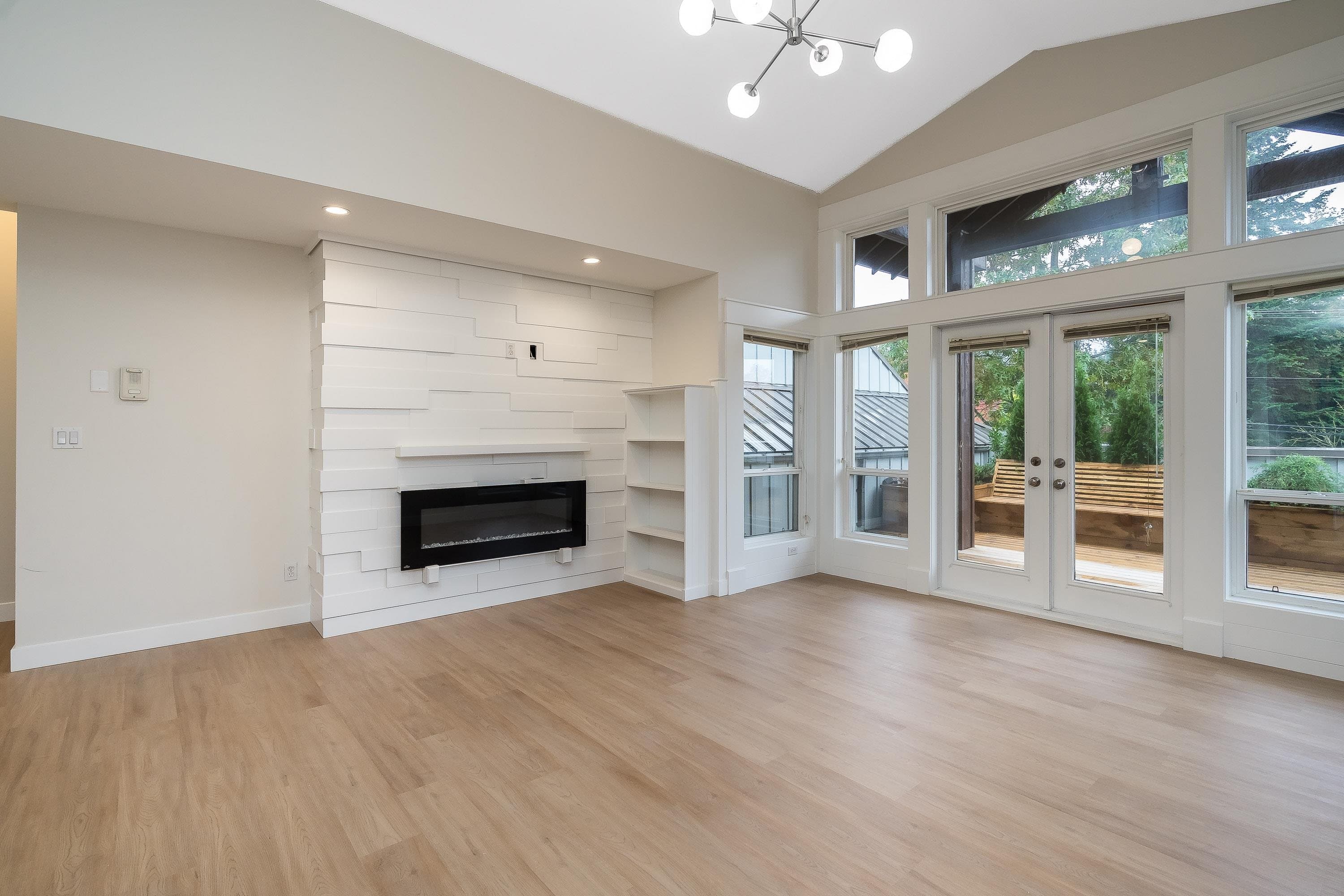 208 - 2828 152 Street, Surrey, V4P 1G6 — photo 2