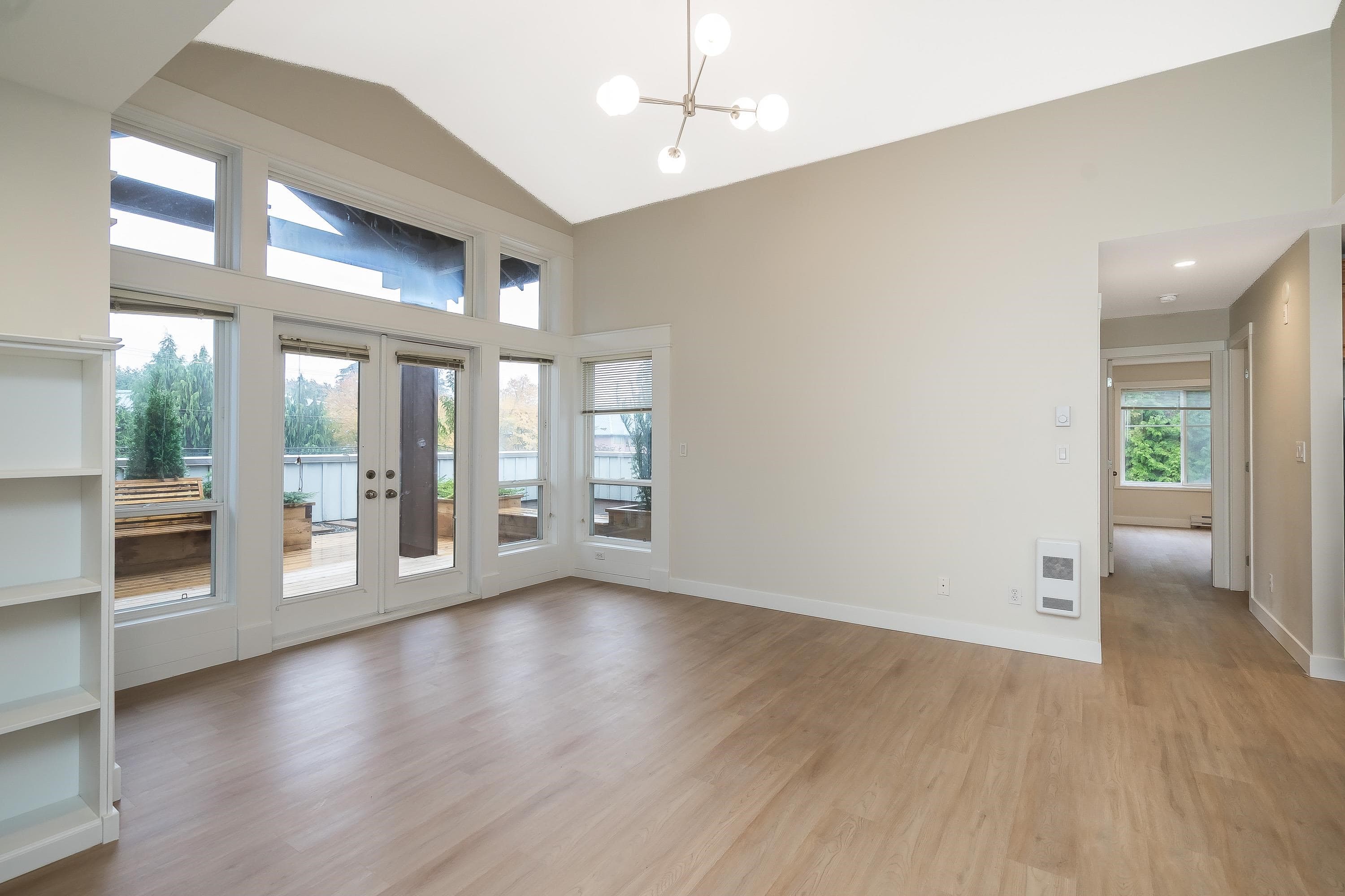 208 - 2828 152 Street, Surrey, V4P 1G6 — photo 3