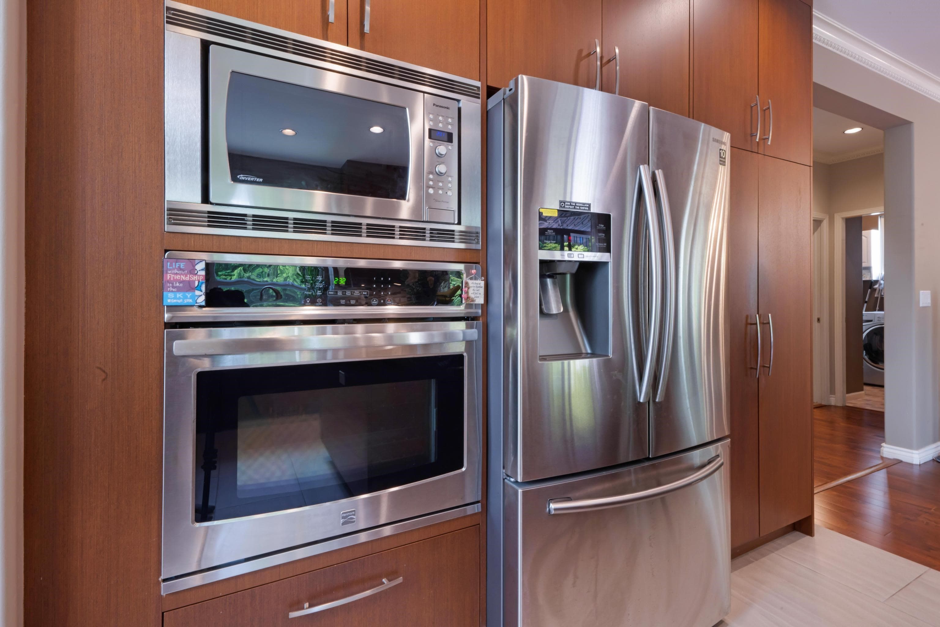 6 Linden Street, Port Moody, V3H 5C1 — photo 5