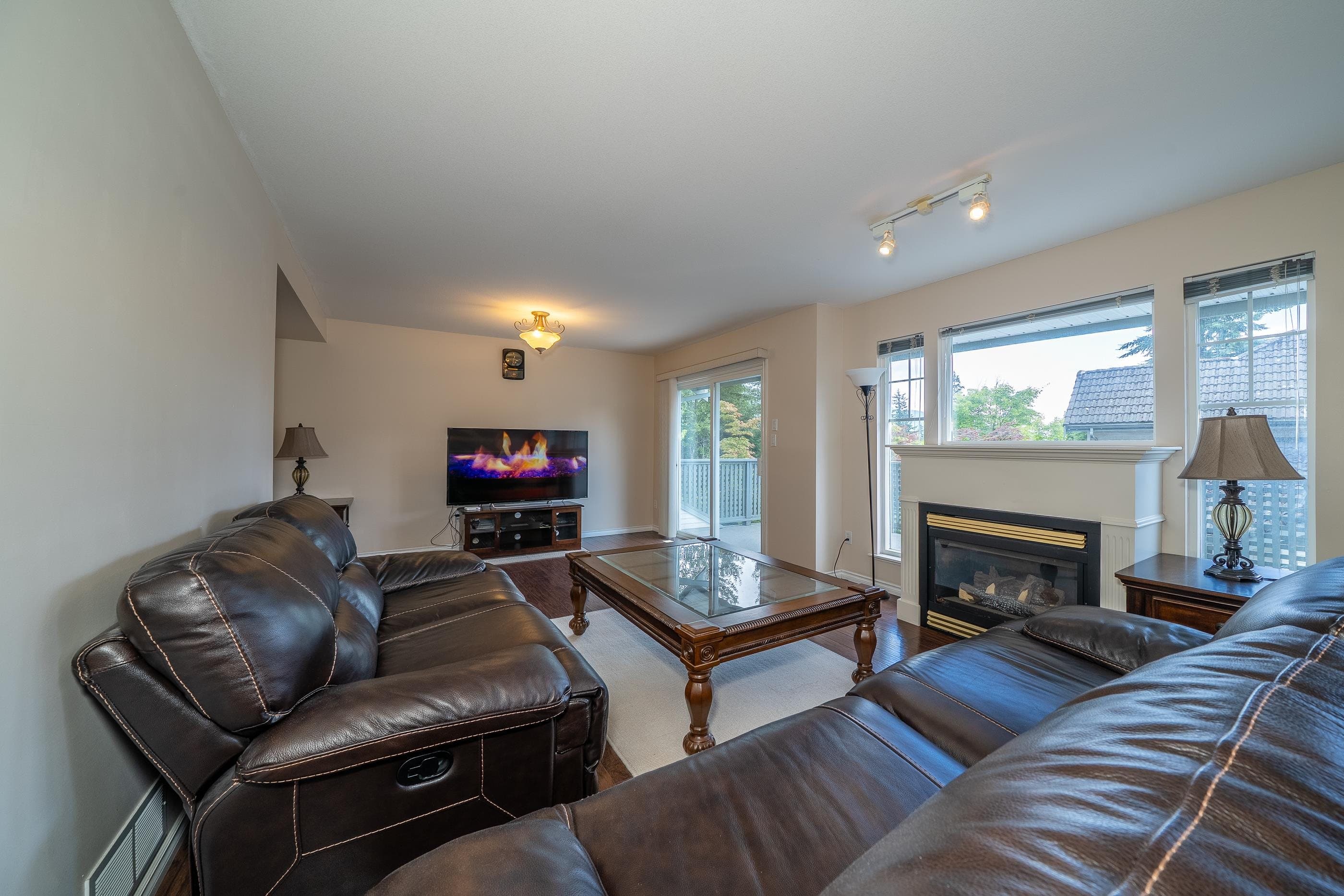 6 - 2382 Parkway Boulevard, Coquitlam, V3E 3M4 — photo 4