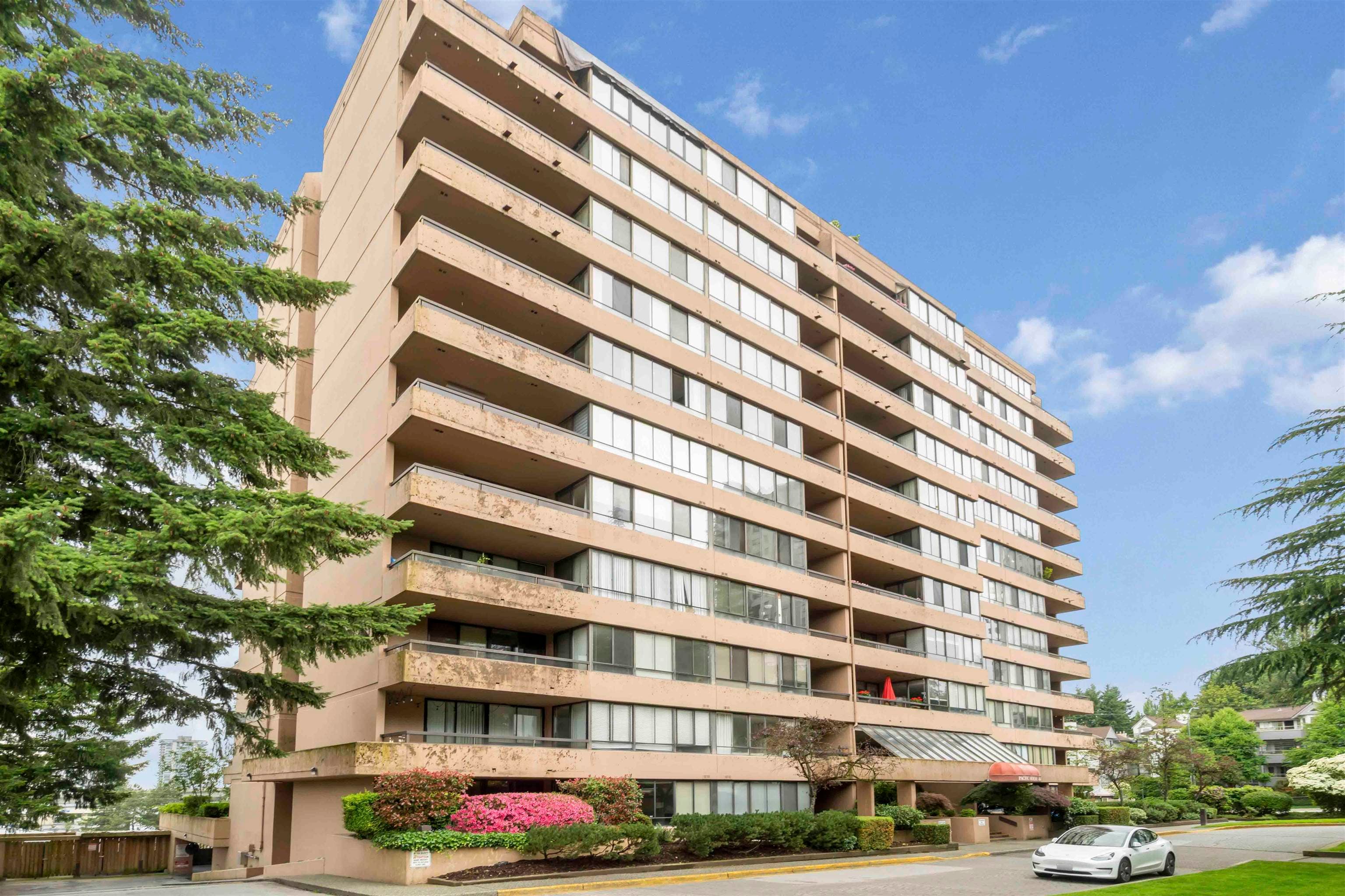 503 - 460 Westview Street, Coquitlam, V3K 6C9 — photo 1